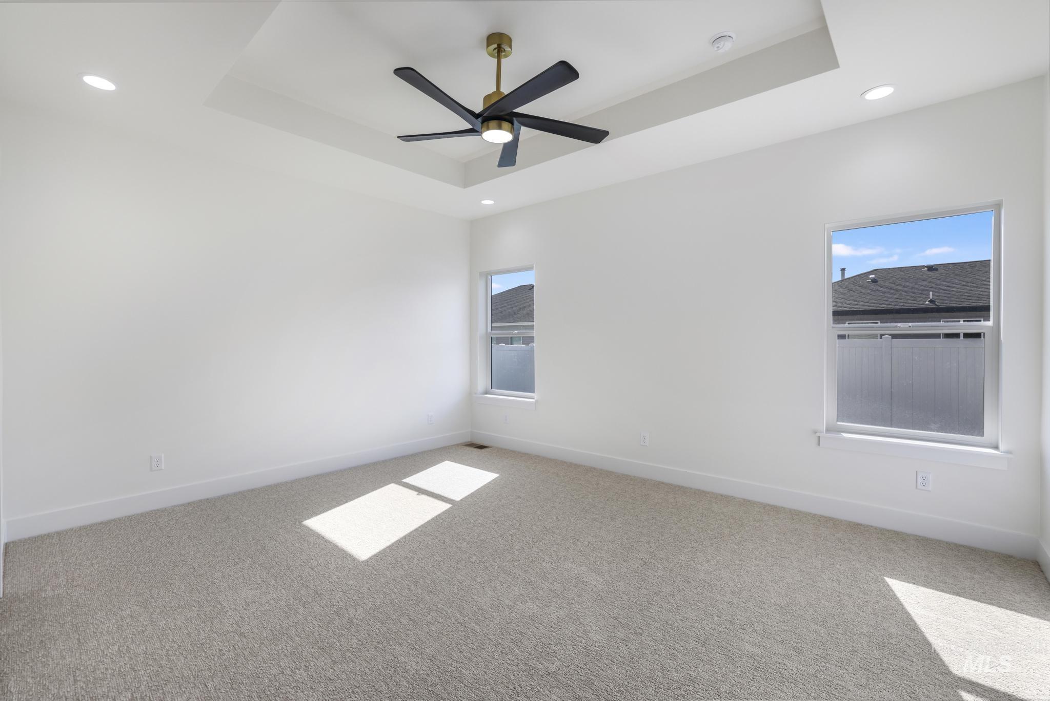 property viewer photo 15