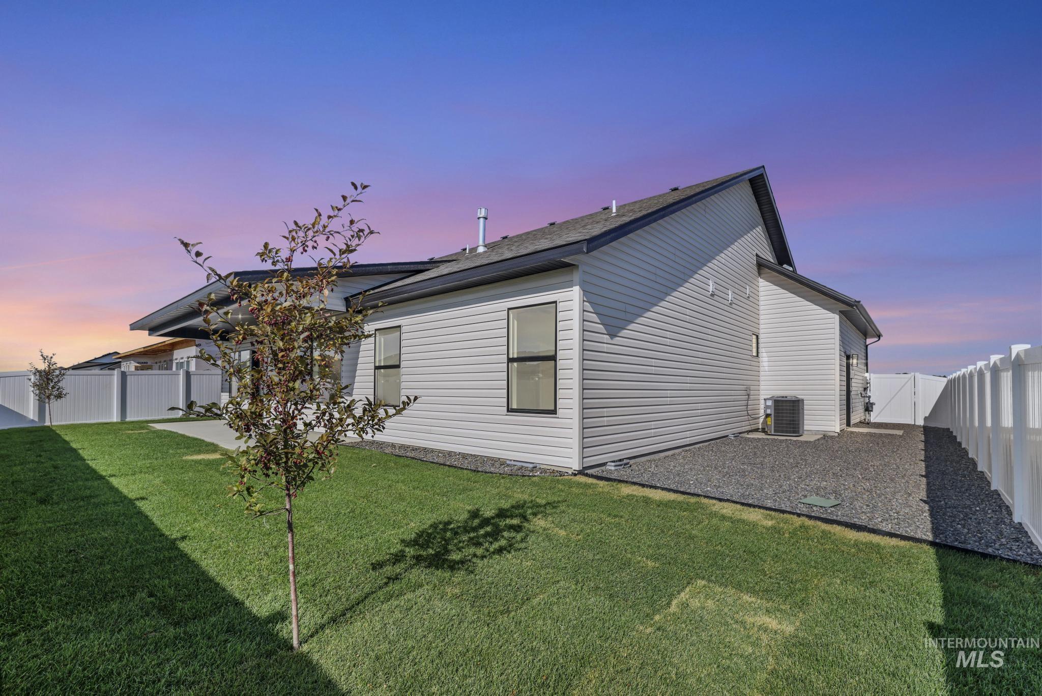 property viewer photo 21