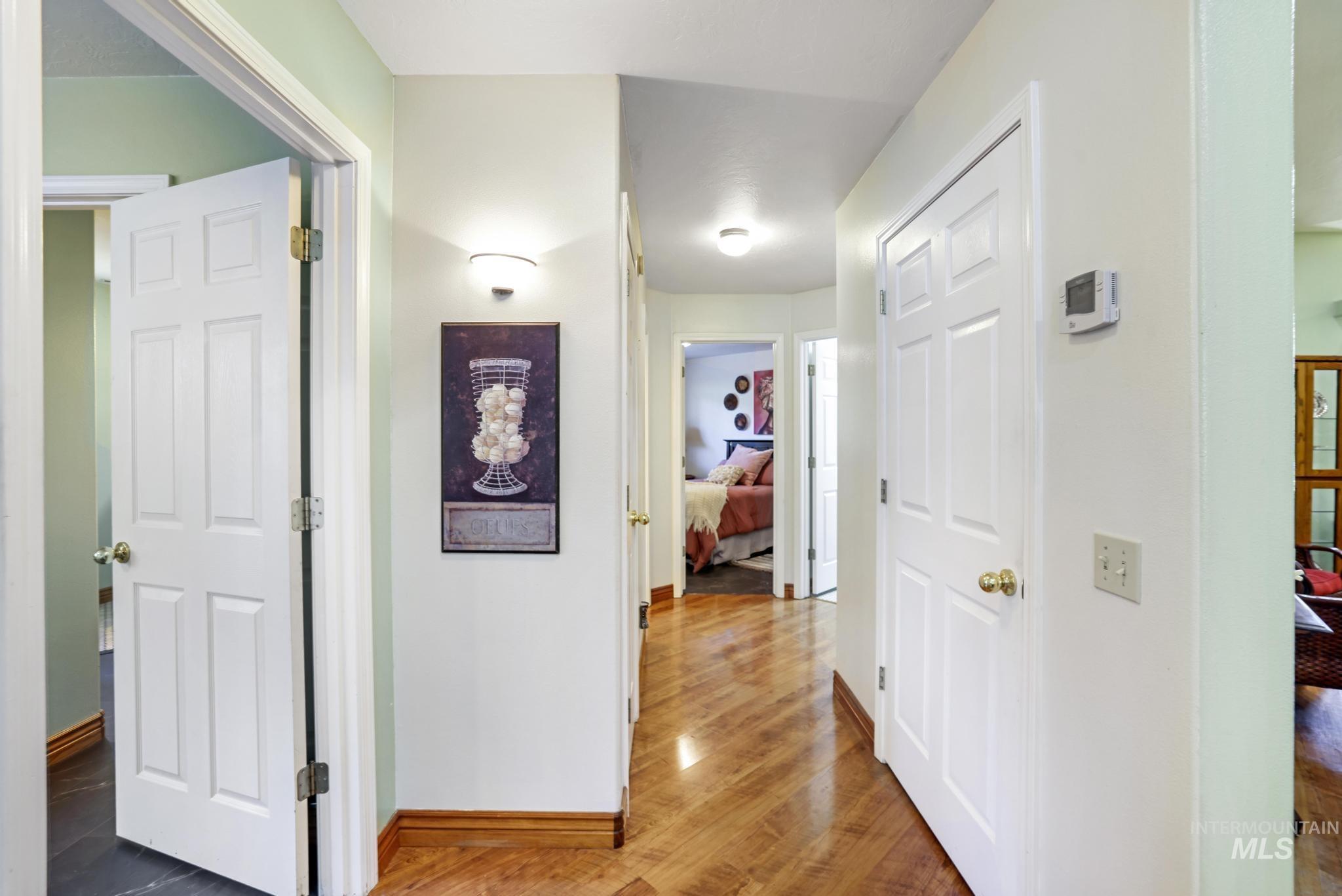 property viewer photo 15