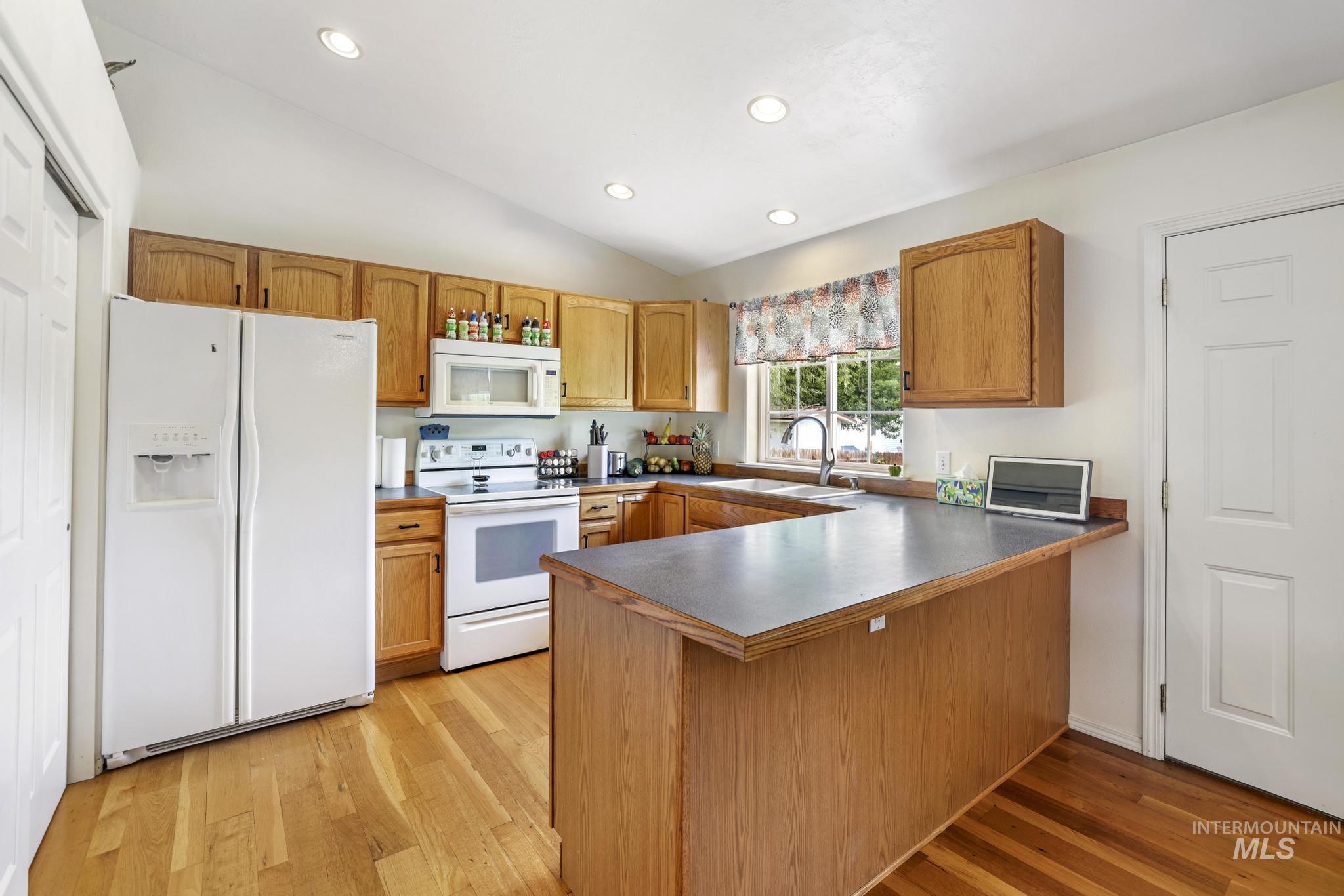 property viewer photo 11