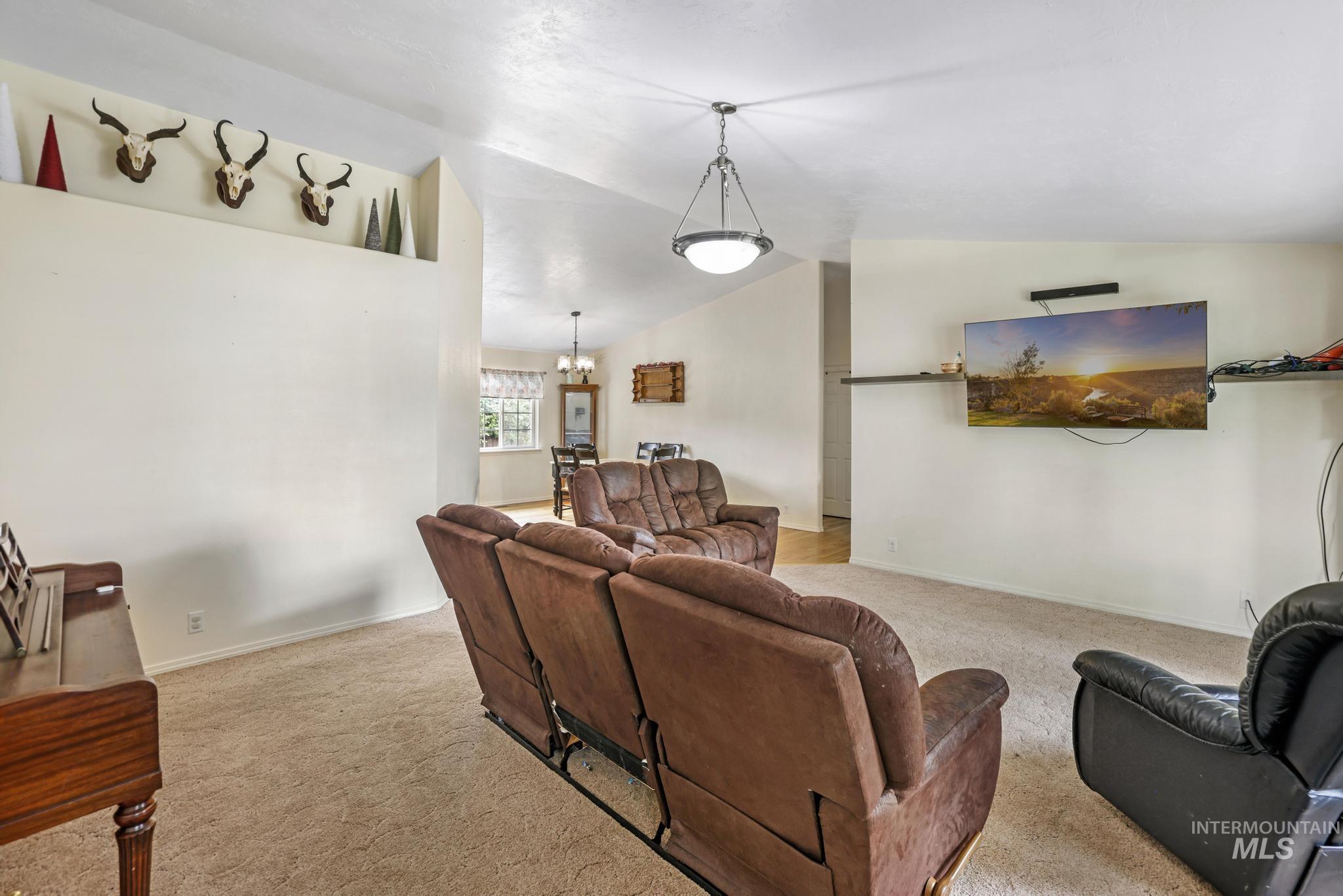property viewer photo 24