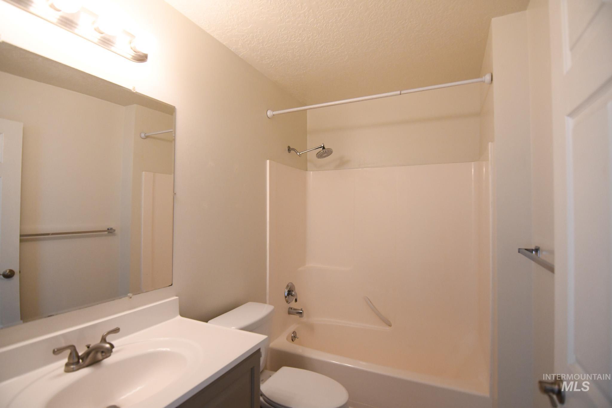 property viewer photo 13