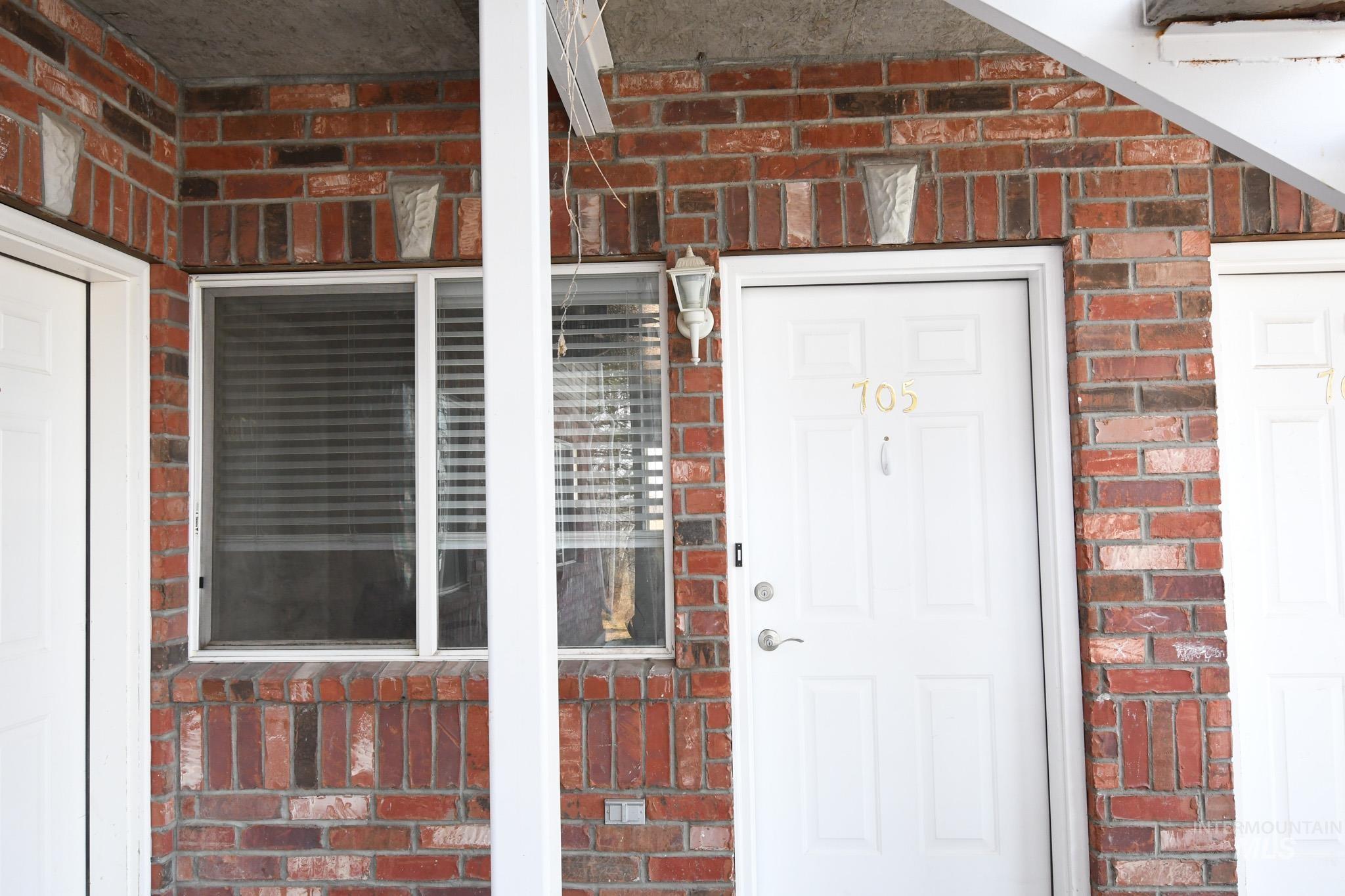 property viewer photo 2