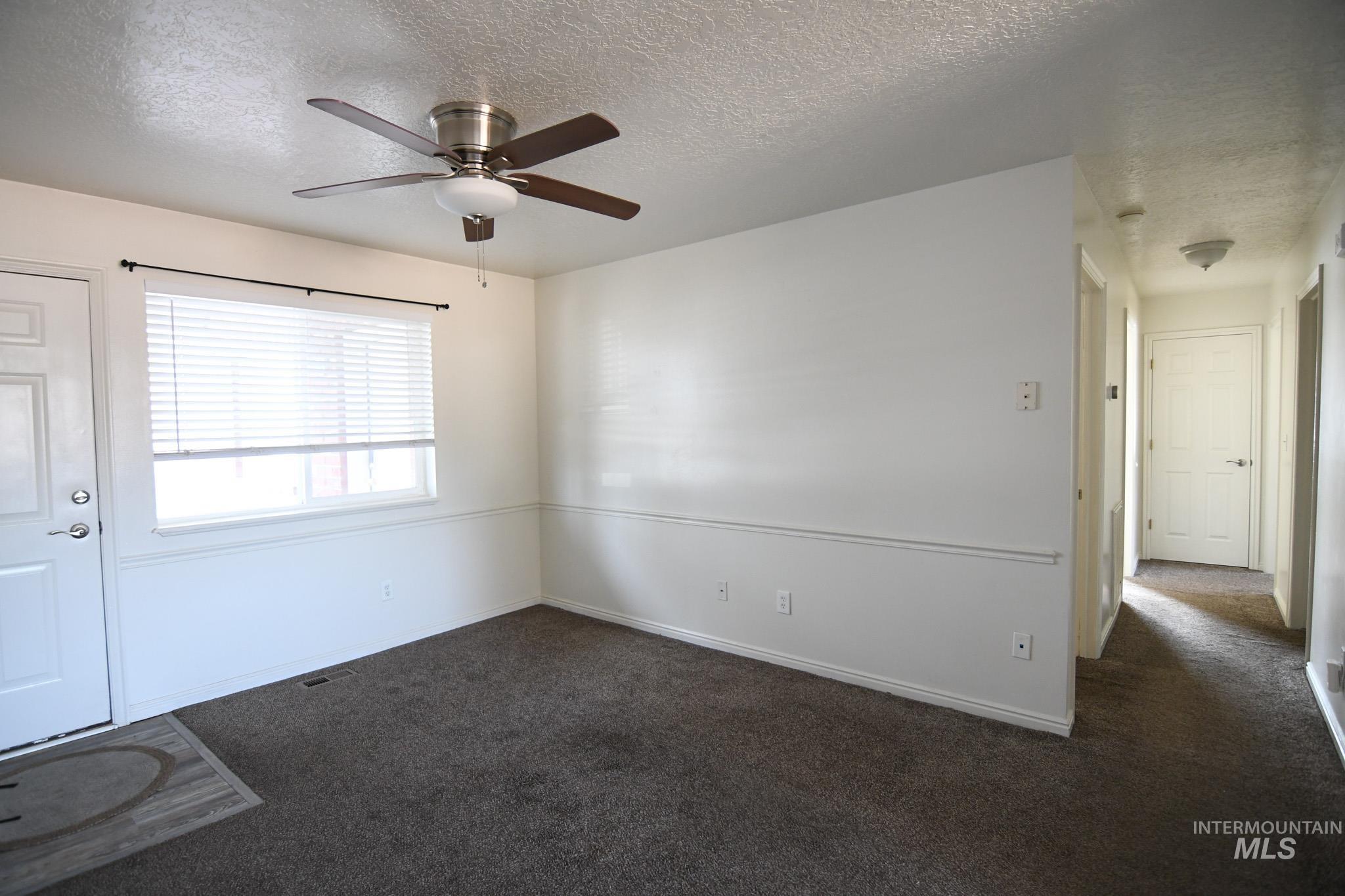 property viewer photo 4
