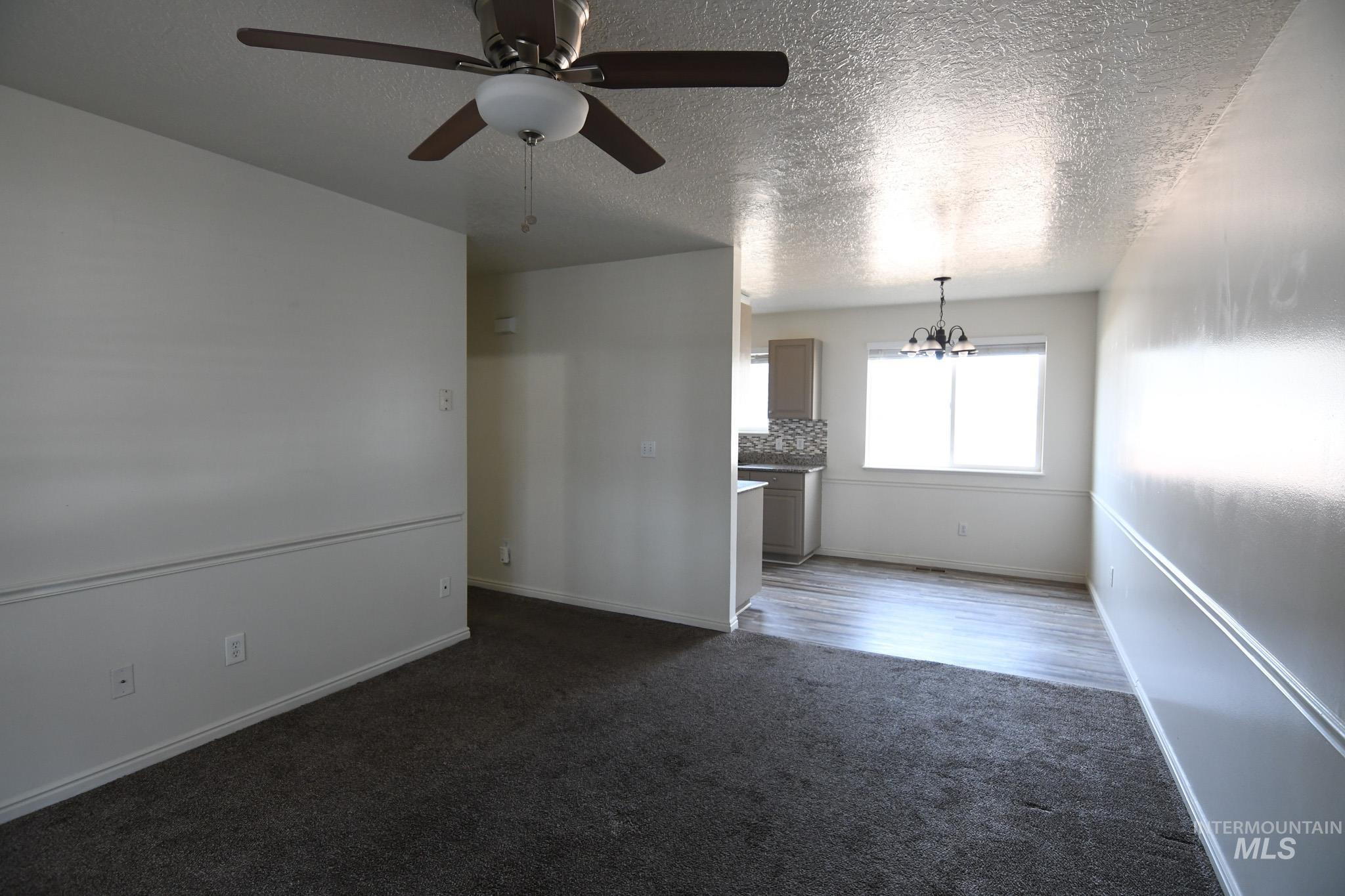 property viewer photo 6