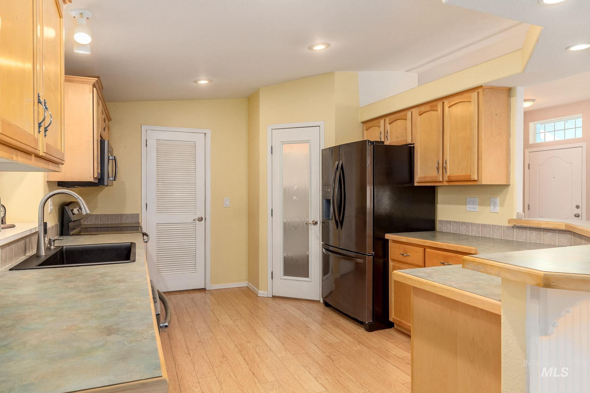 property viewer photo 11