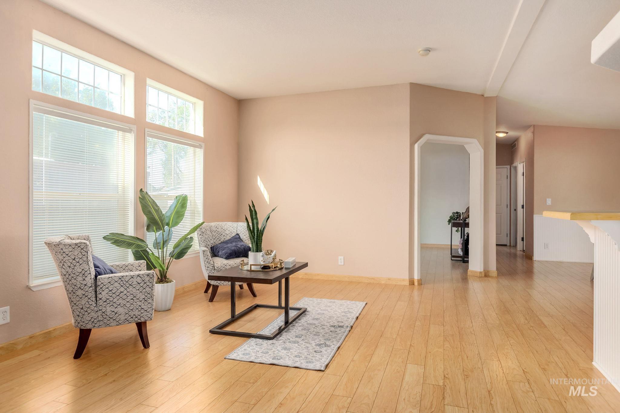 property viewer photo 7