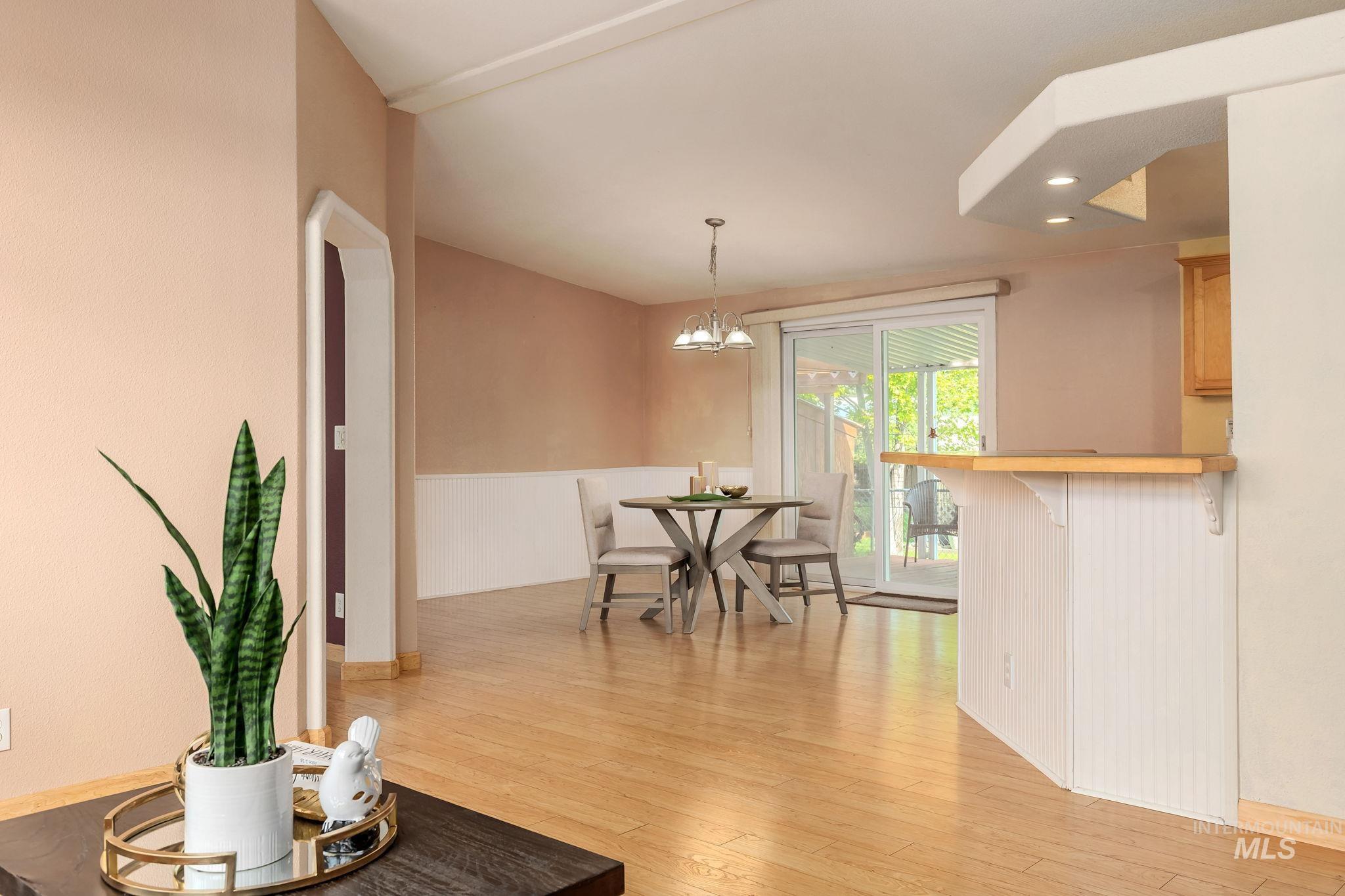 property viewer photo 8