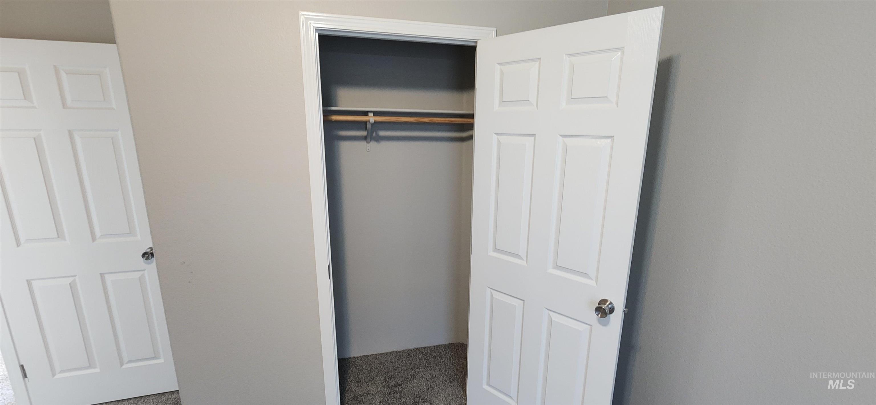 property viewer photo 12