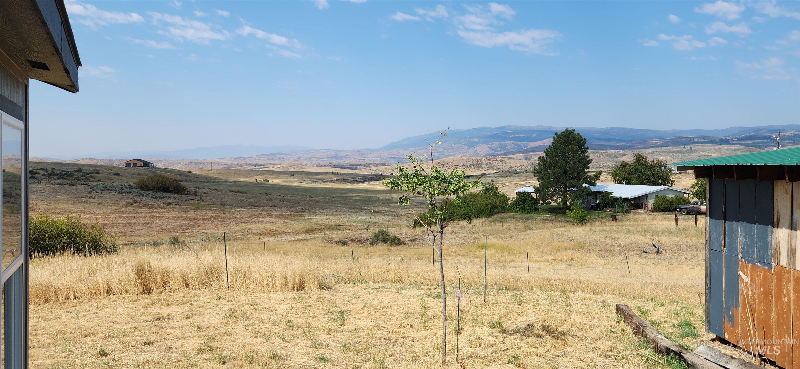 property viewer photo 3