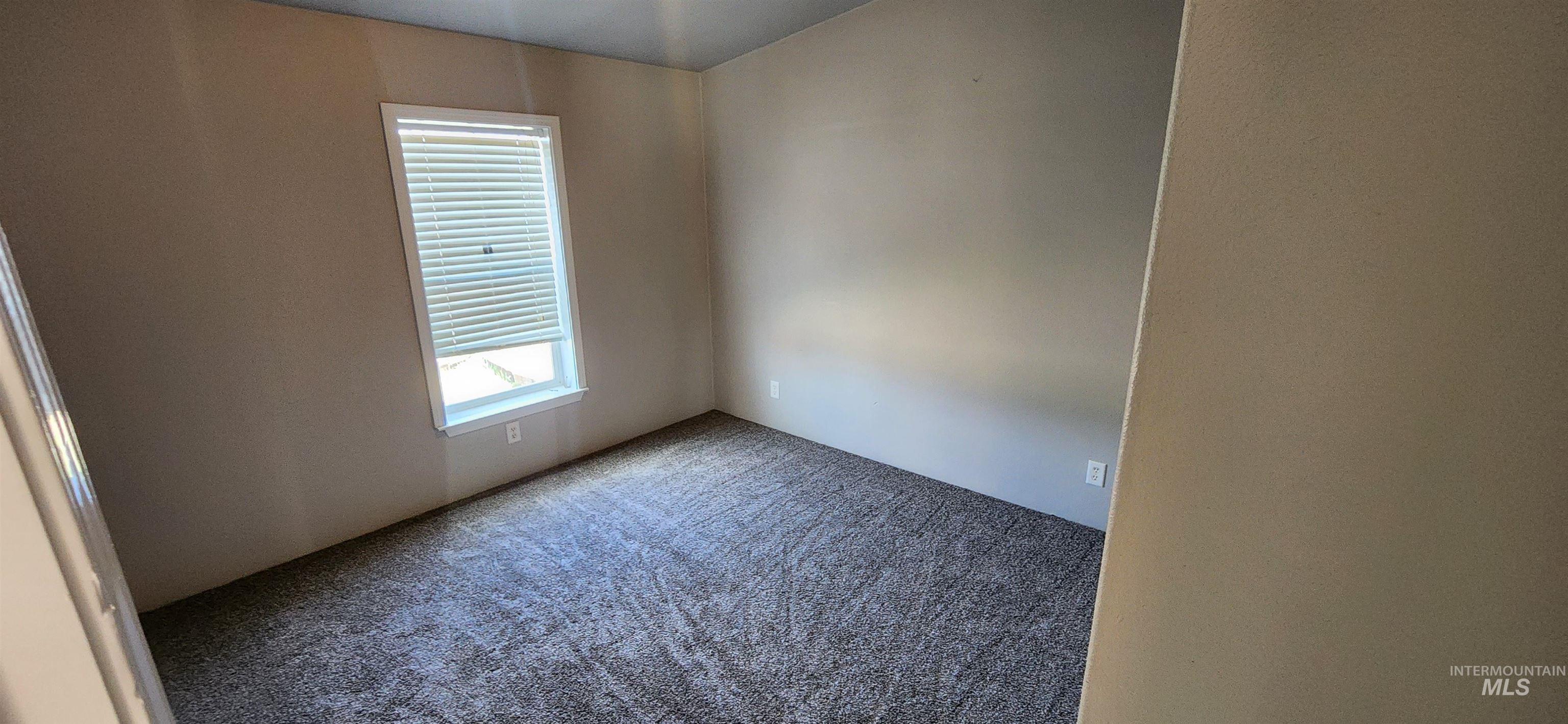 property viewer photo 7