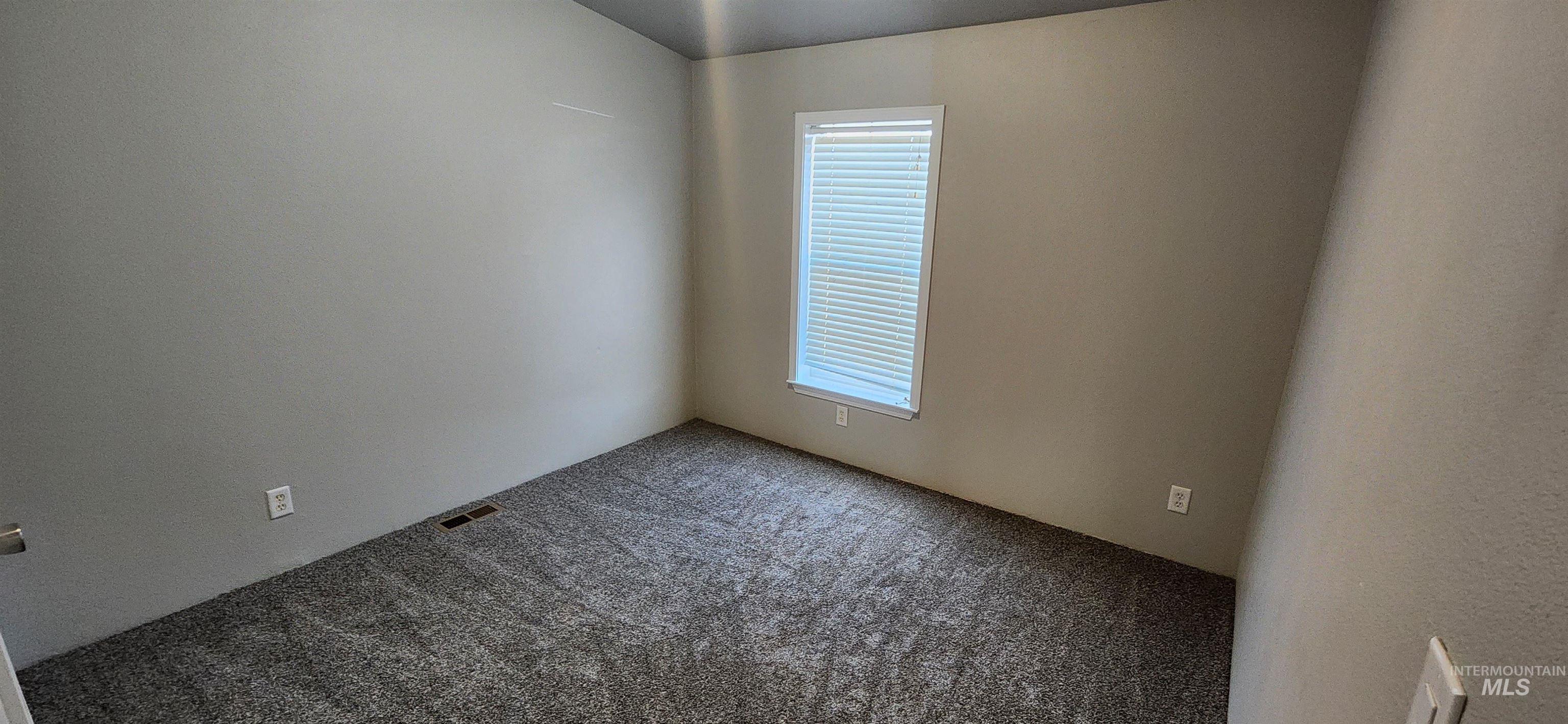 property viewer photo 9