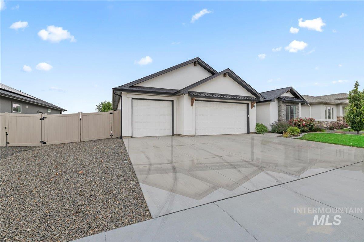 property viewer photo 1