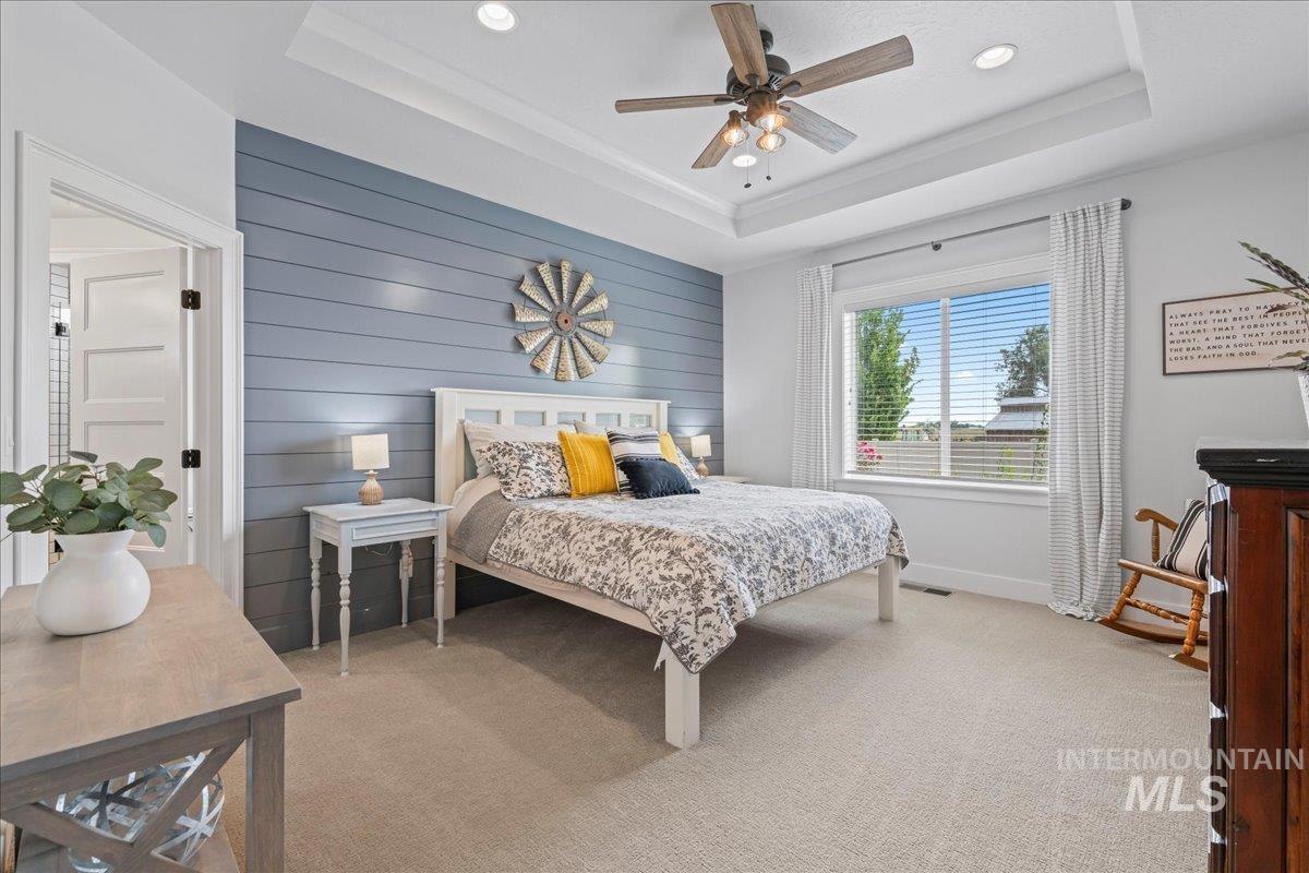 property viewer photo 12