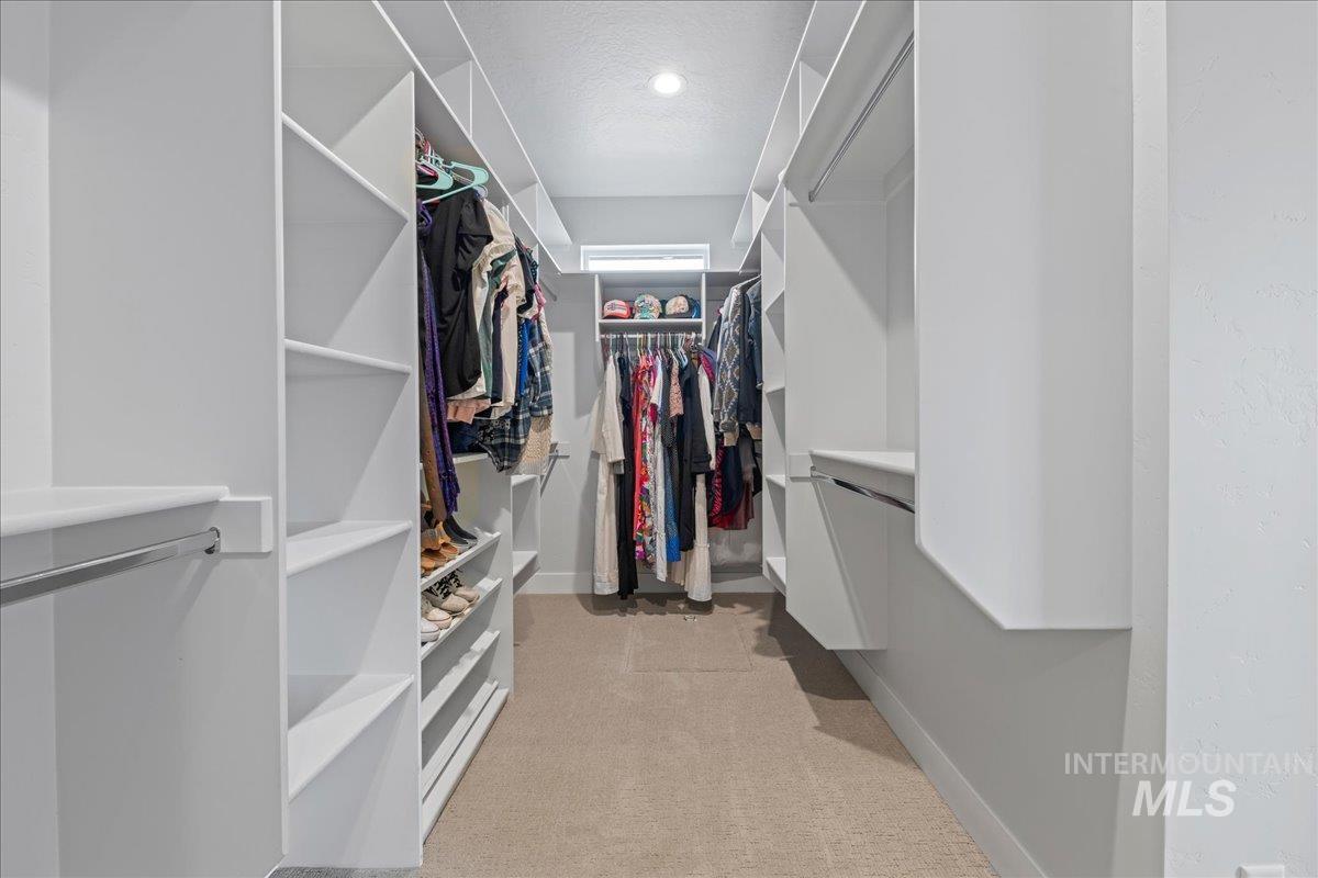 property viewer photo 16