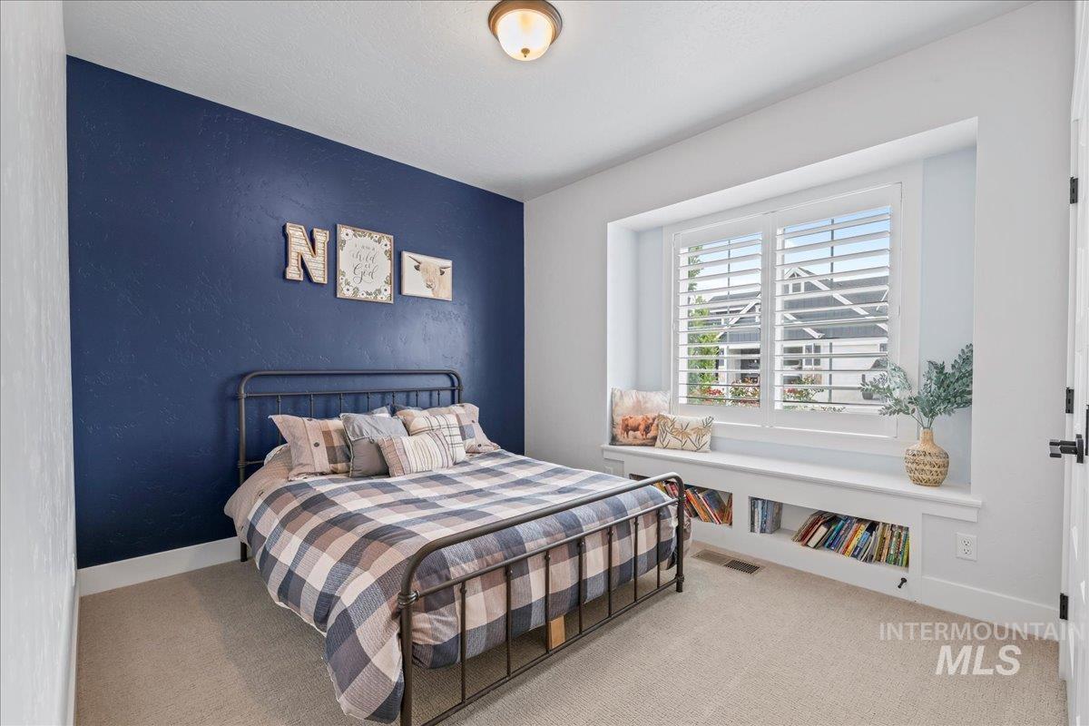 property viewer photo 17