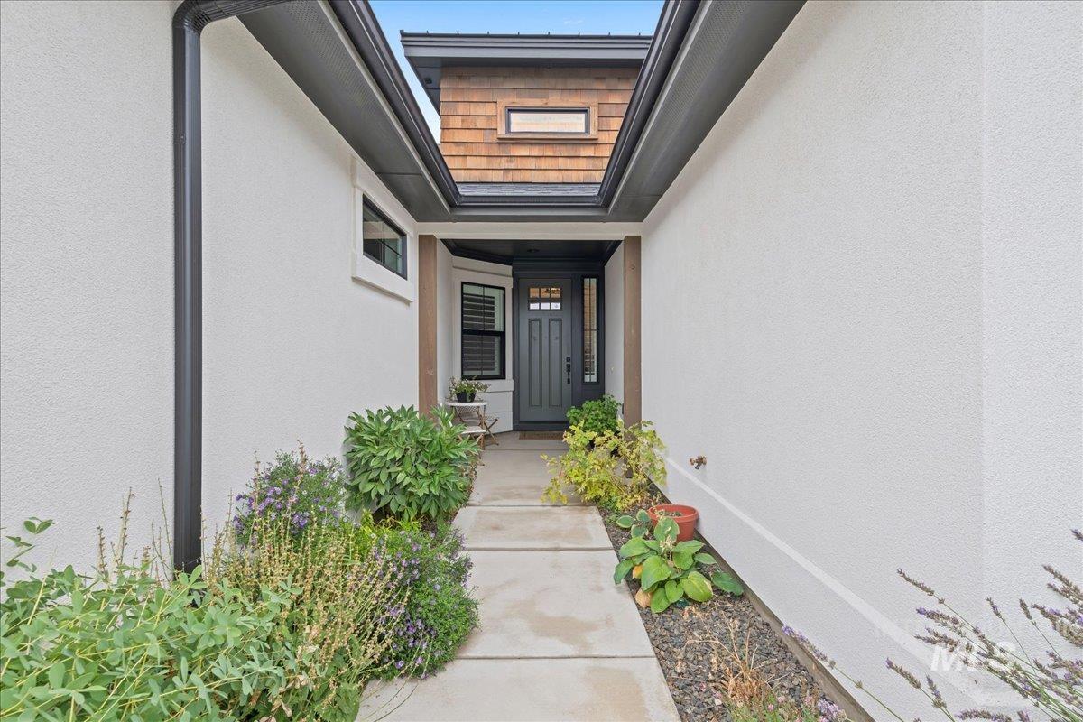 property viewer photo 2