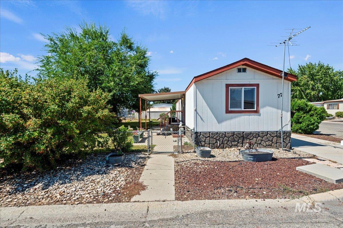 property viewer photo 1