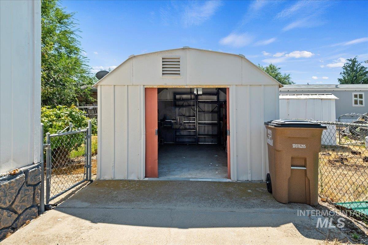 property viewer photo 22