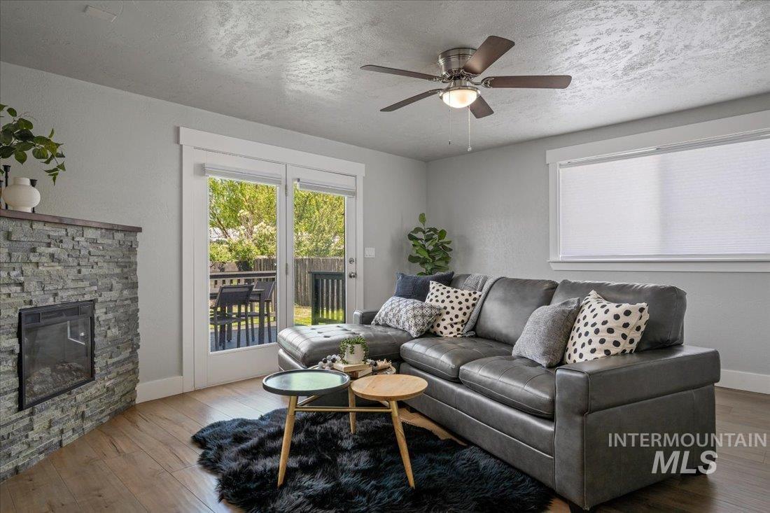 property viewer photo 10