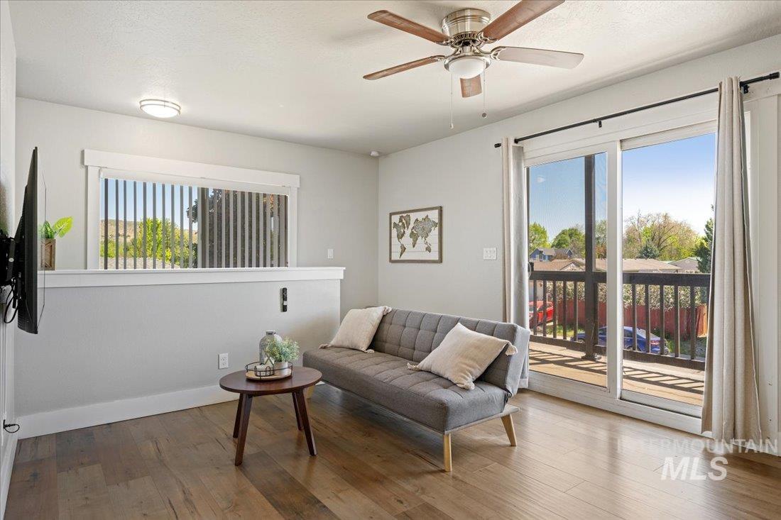 property viewer photo 12