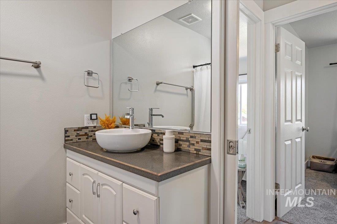 property viewer photo 19