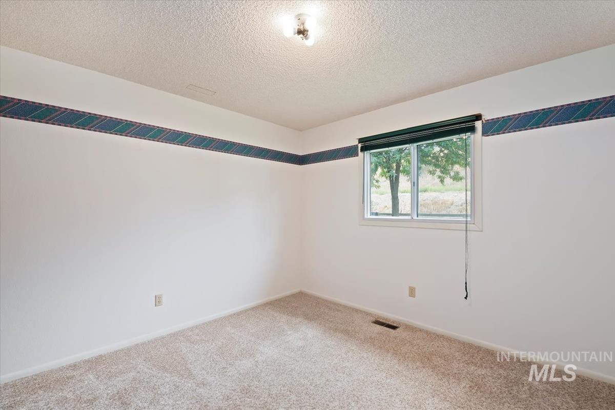 property viewer photo 16