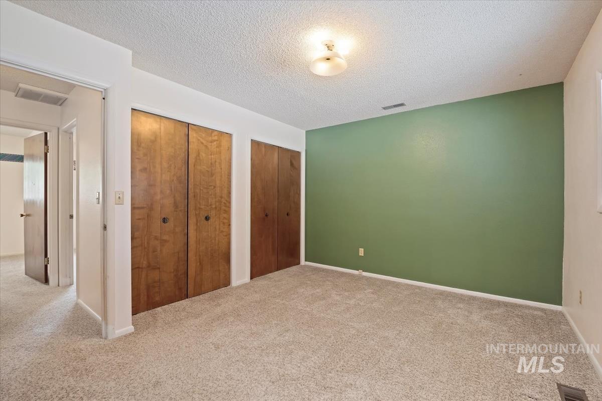 property viewer photo 20
