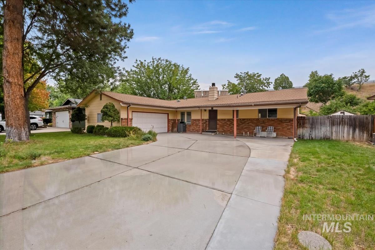 property viewer photo 44