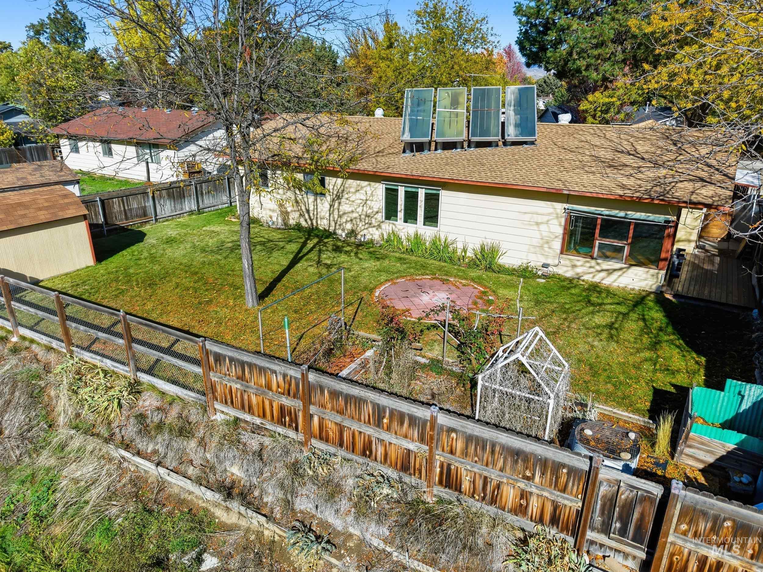 property viewer photo 46