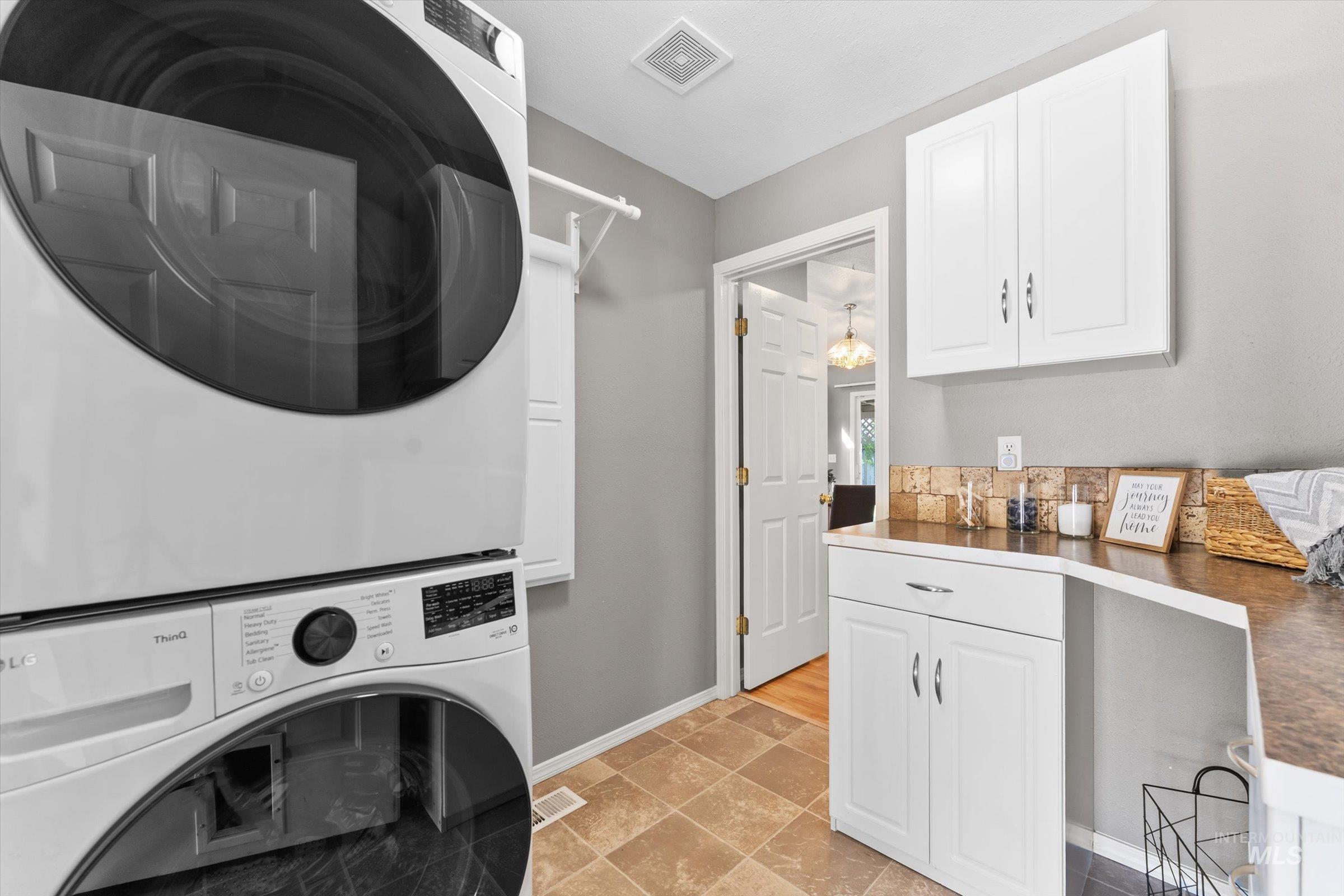property viewer photo 17