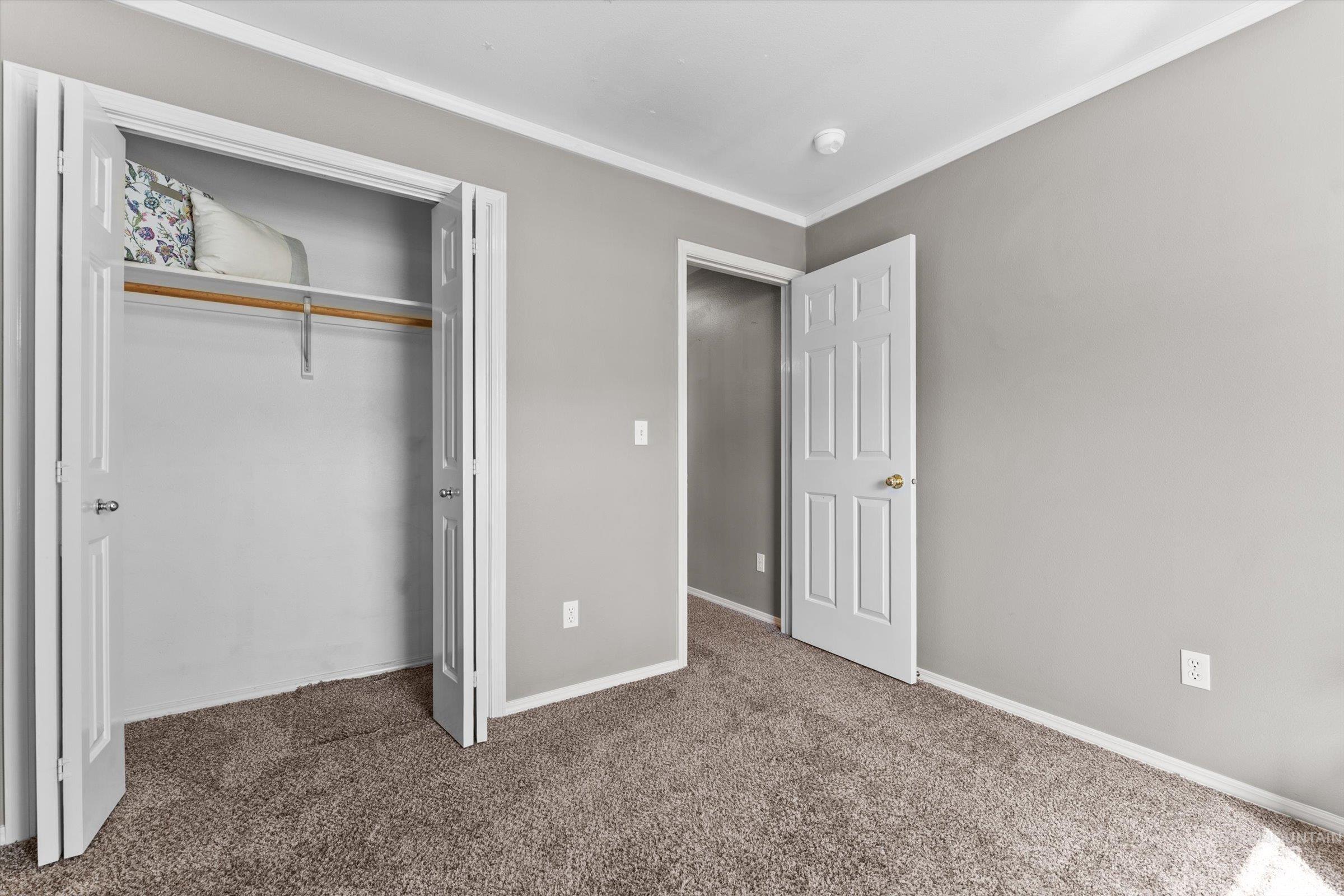 property viewer photo 19