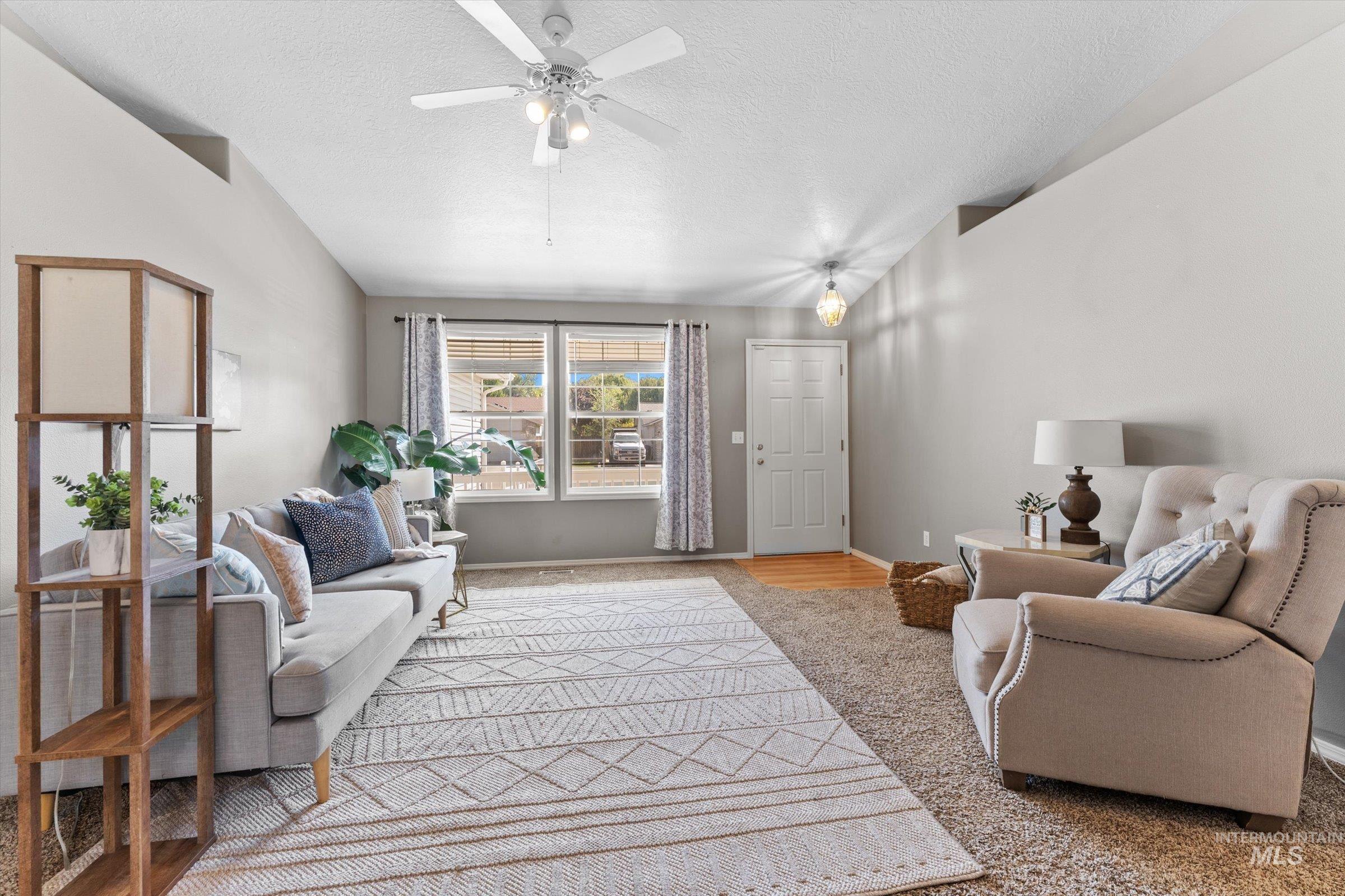 property viewer photo 4
