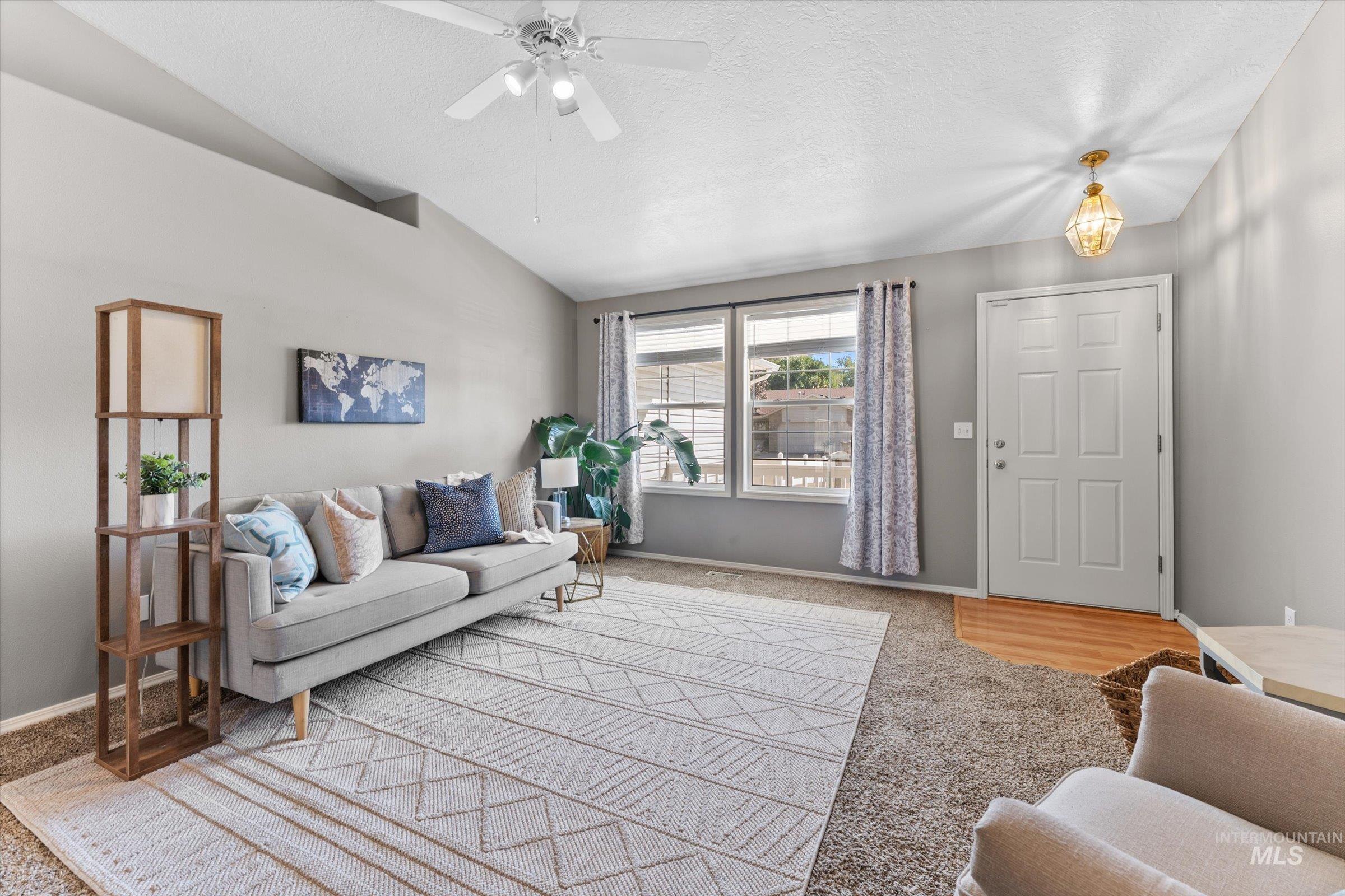 property viewer photo 5