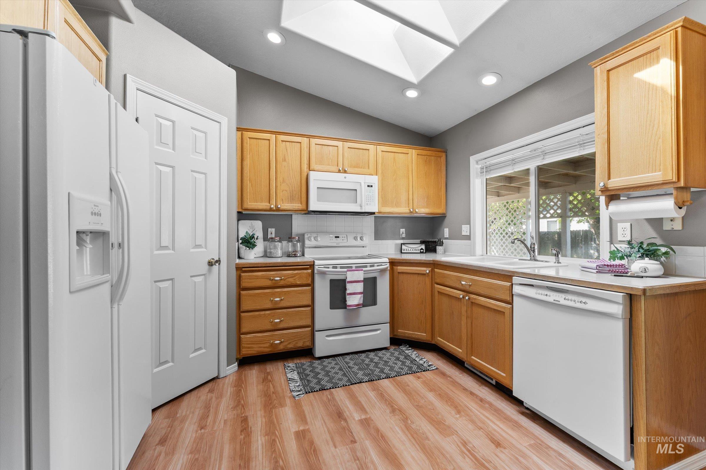 property viewer photo 8