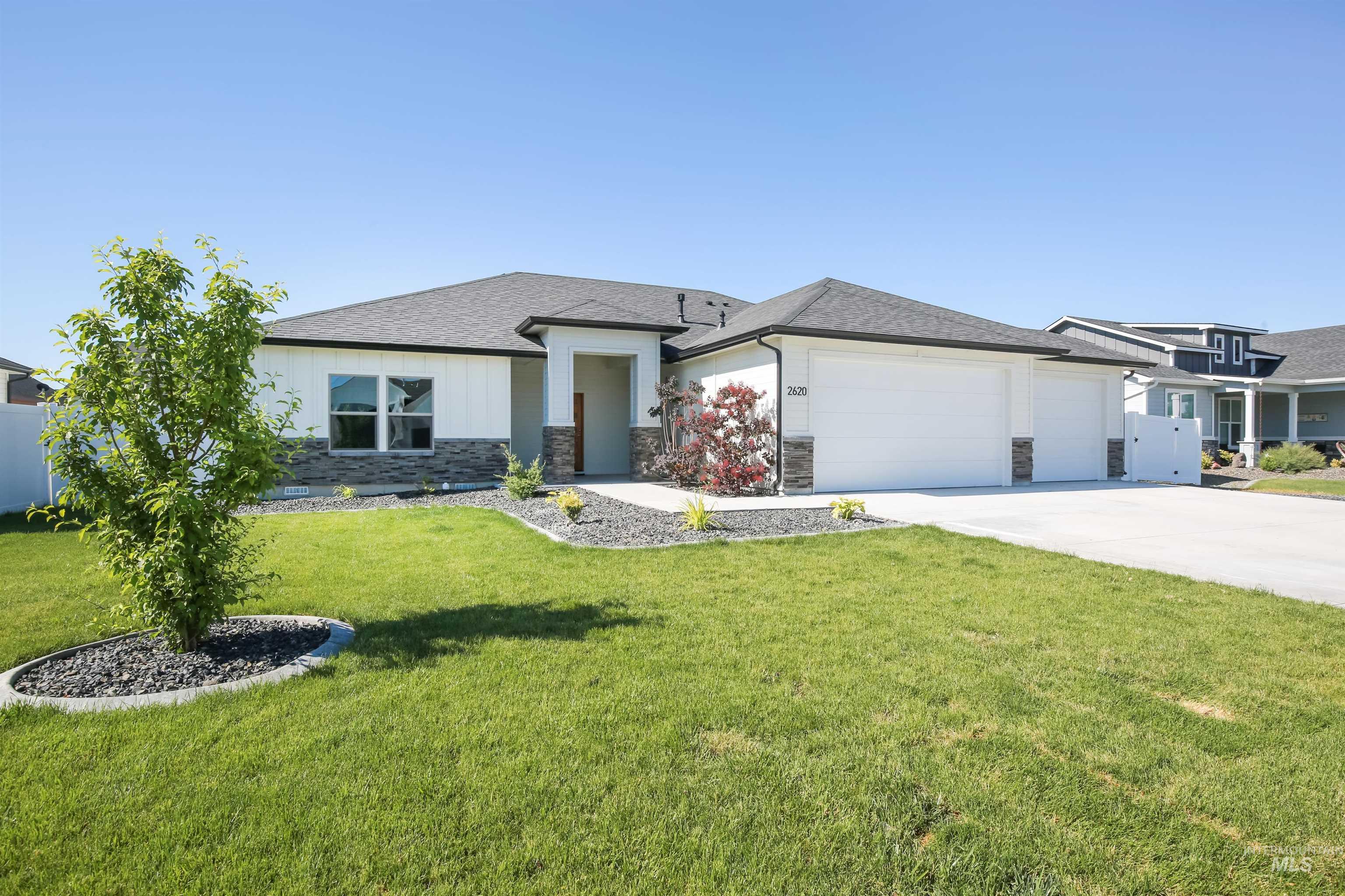 main property photo 0