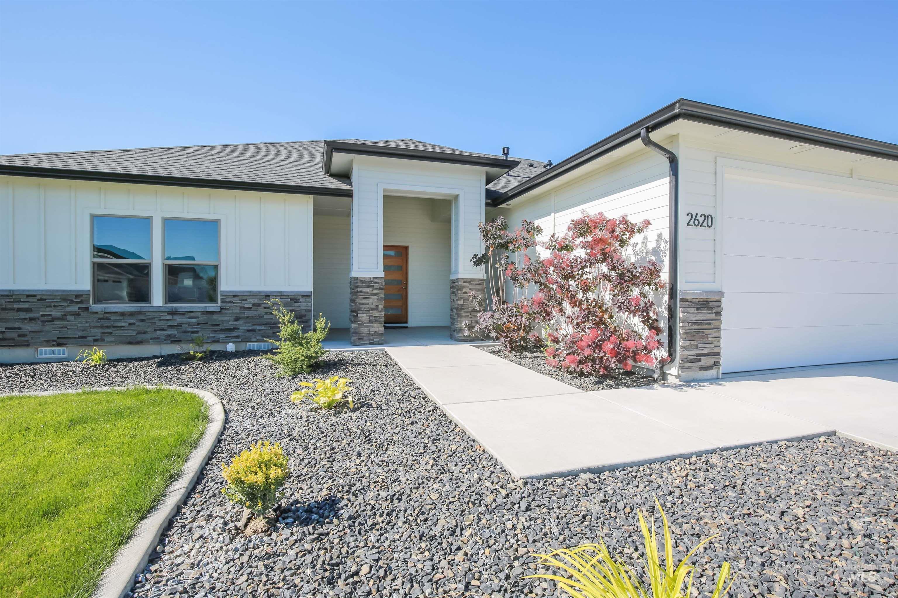 property viewer photo 1