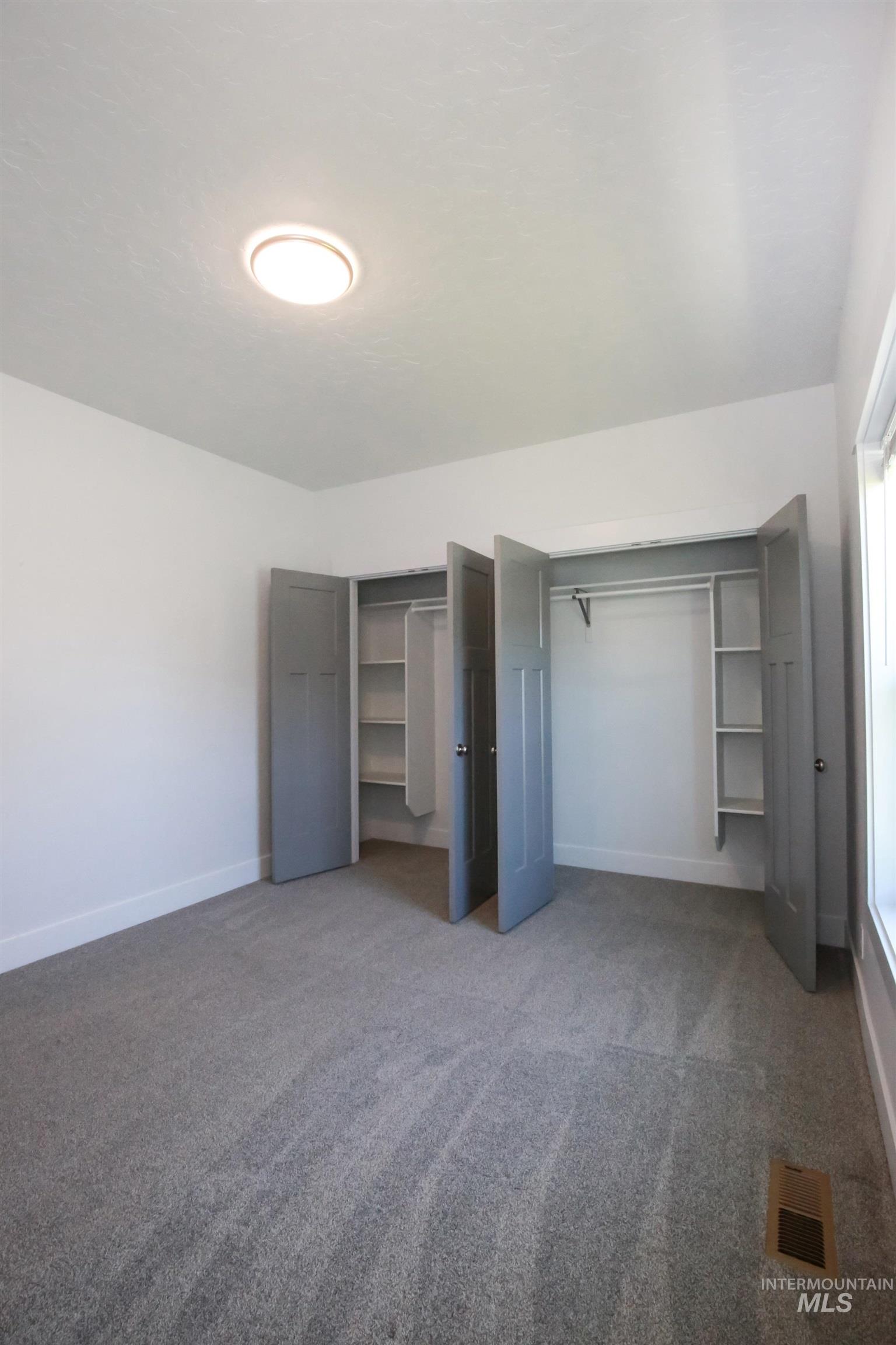 property viewer photo 27
