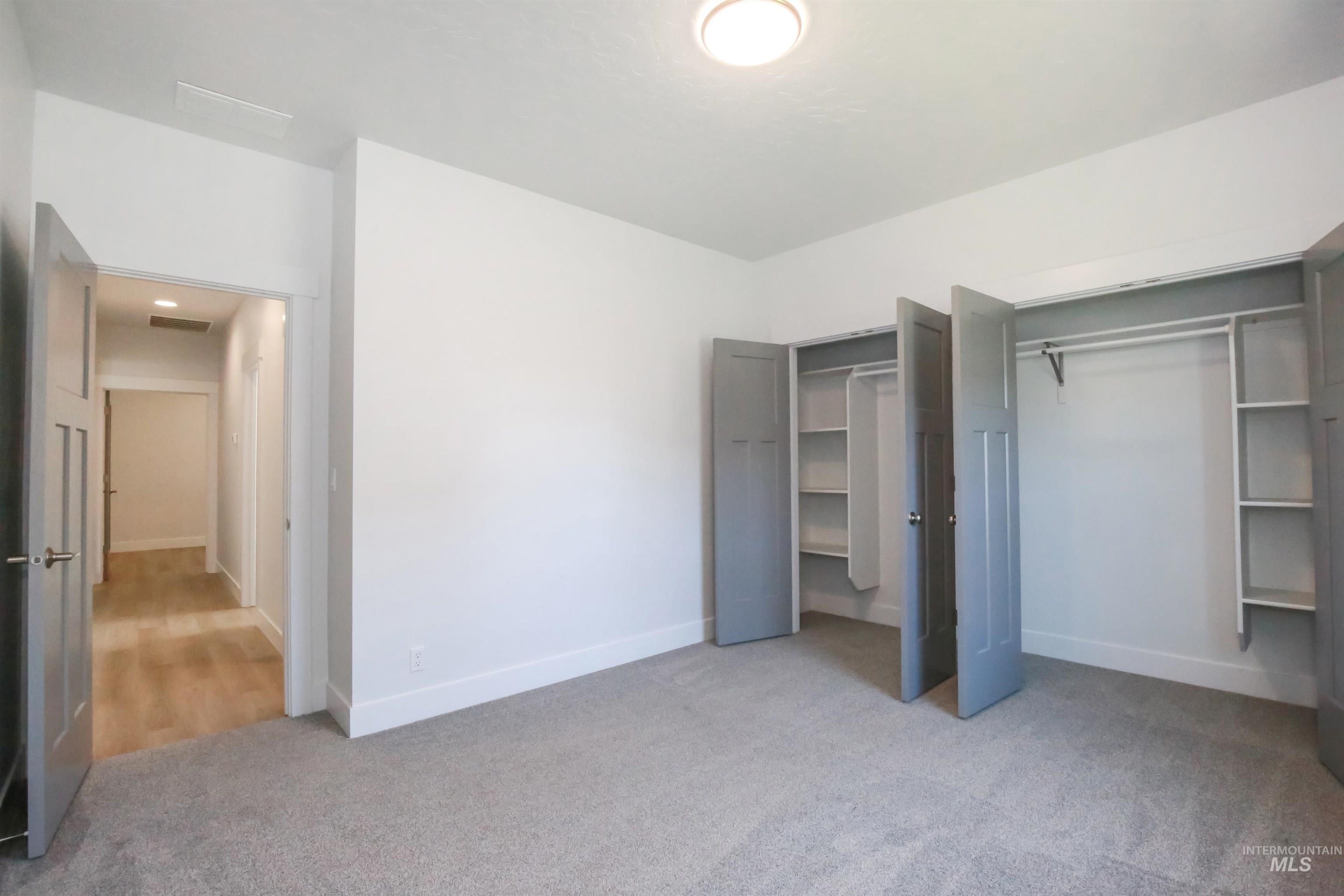 property viewer photo 28