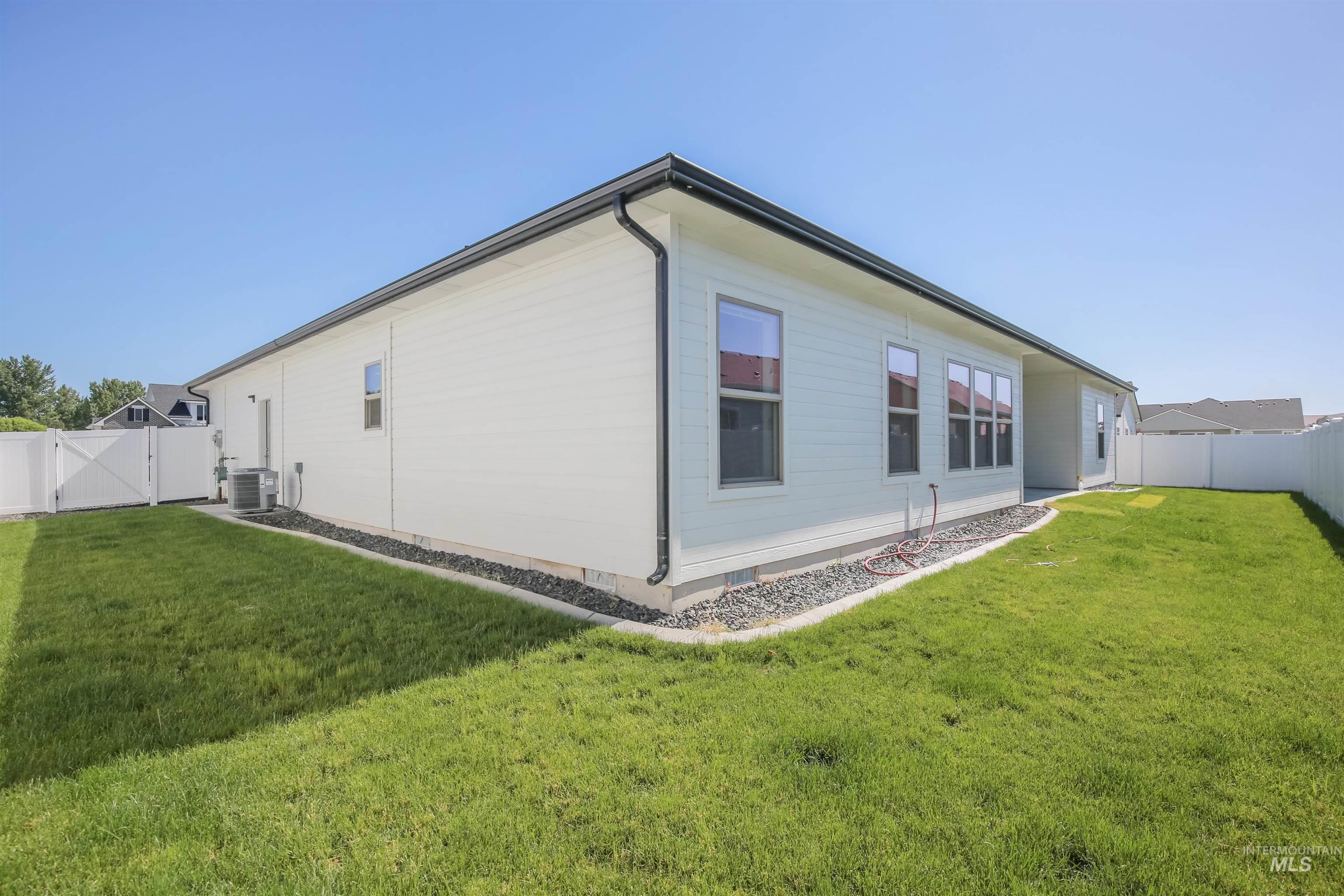 property viewer photo 31