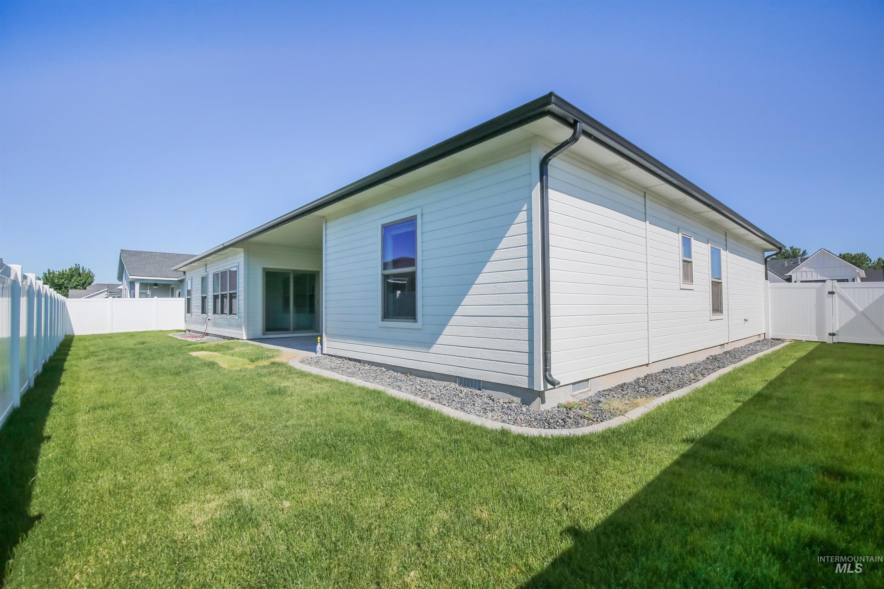 property viewer photo 32