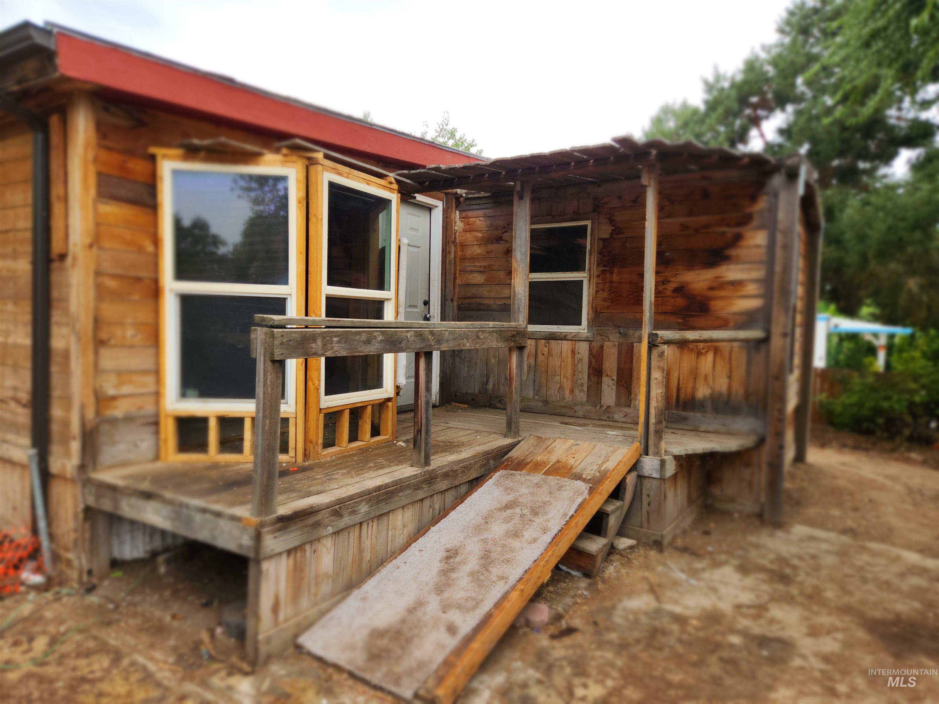 property viewer photo 1