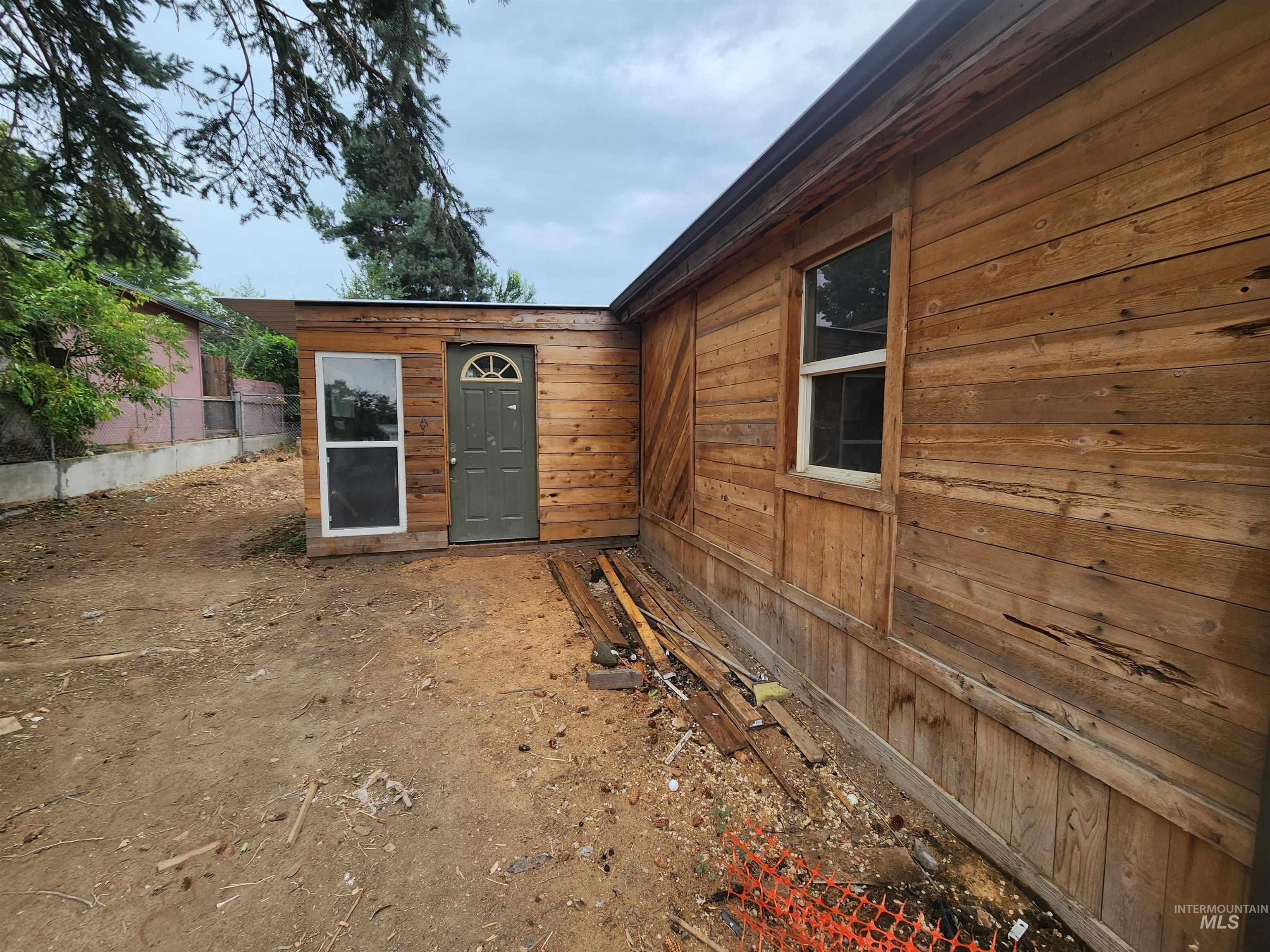 property viewer photo 16
