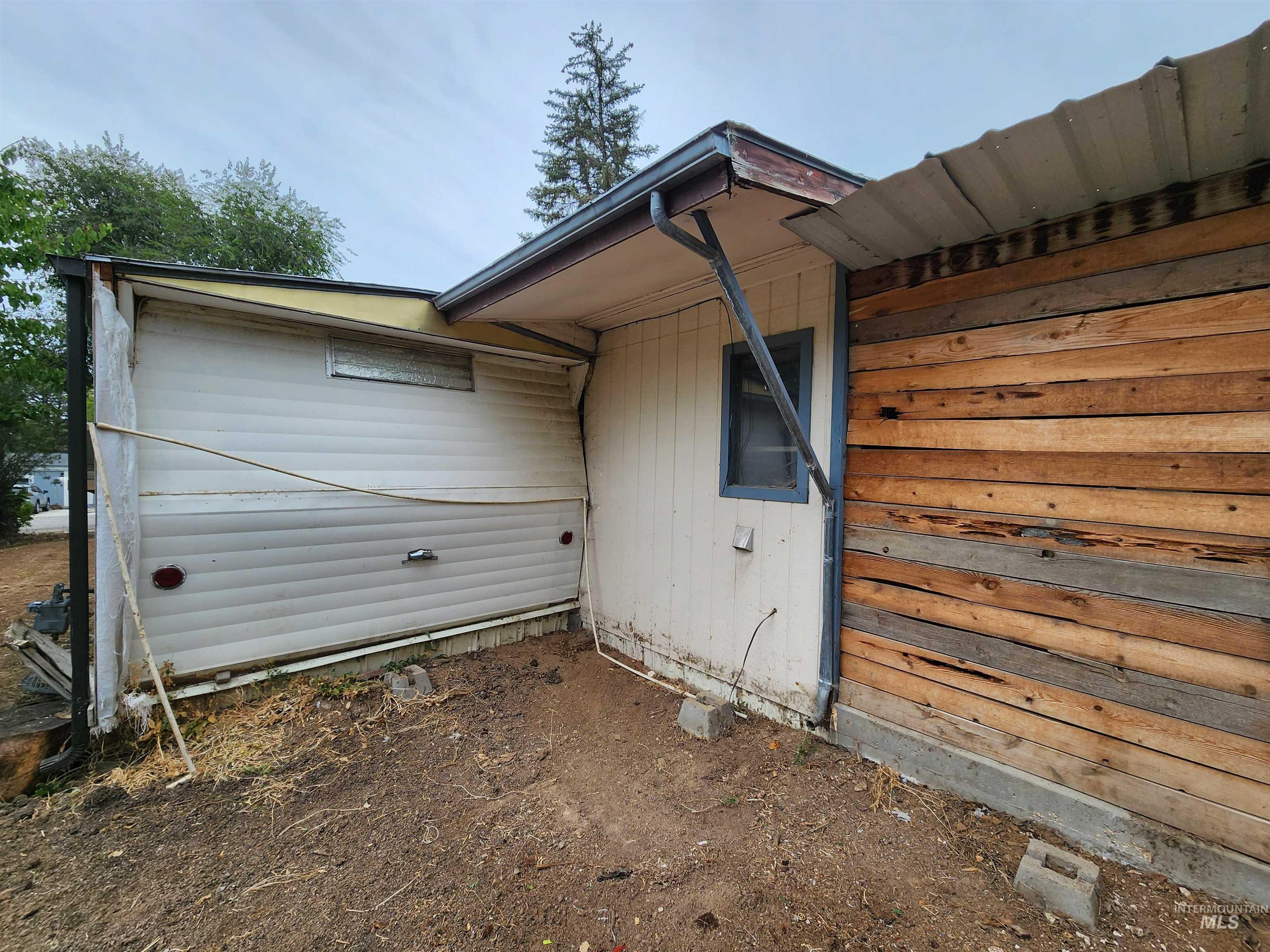 property viewer photo 24