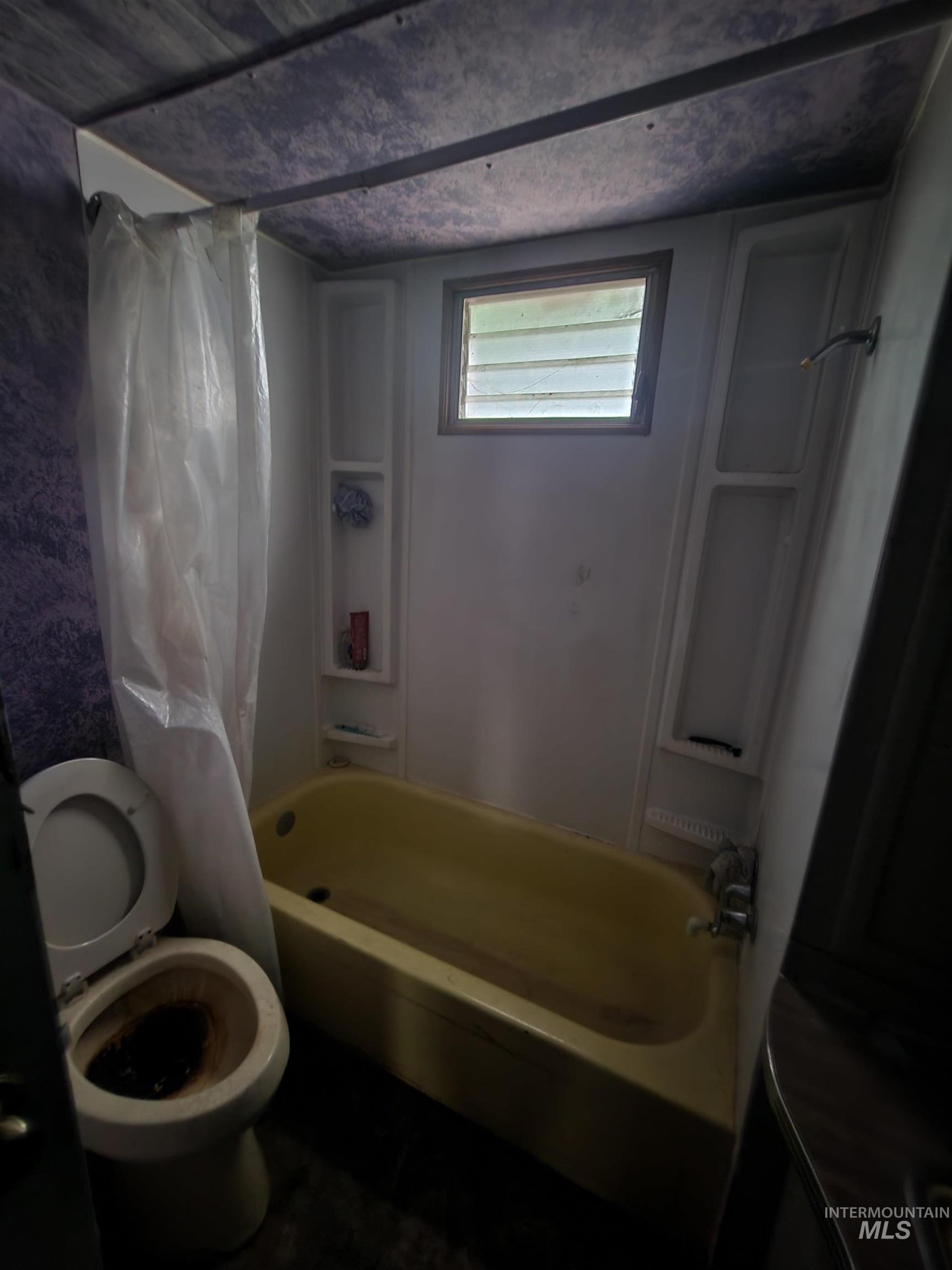 property viewer photo 7