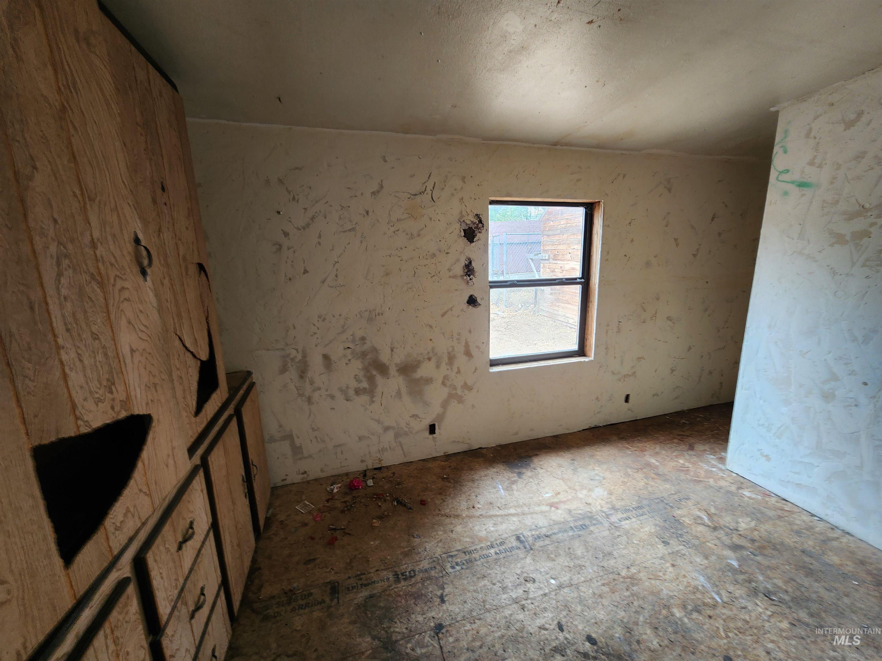 property viewer photo 9