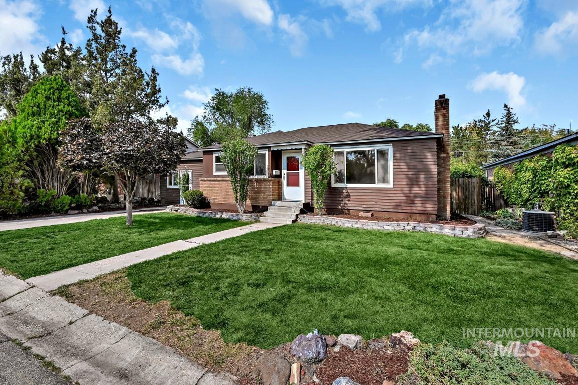 main property photo 0