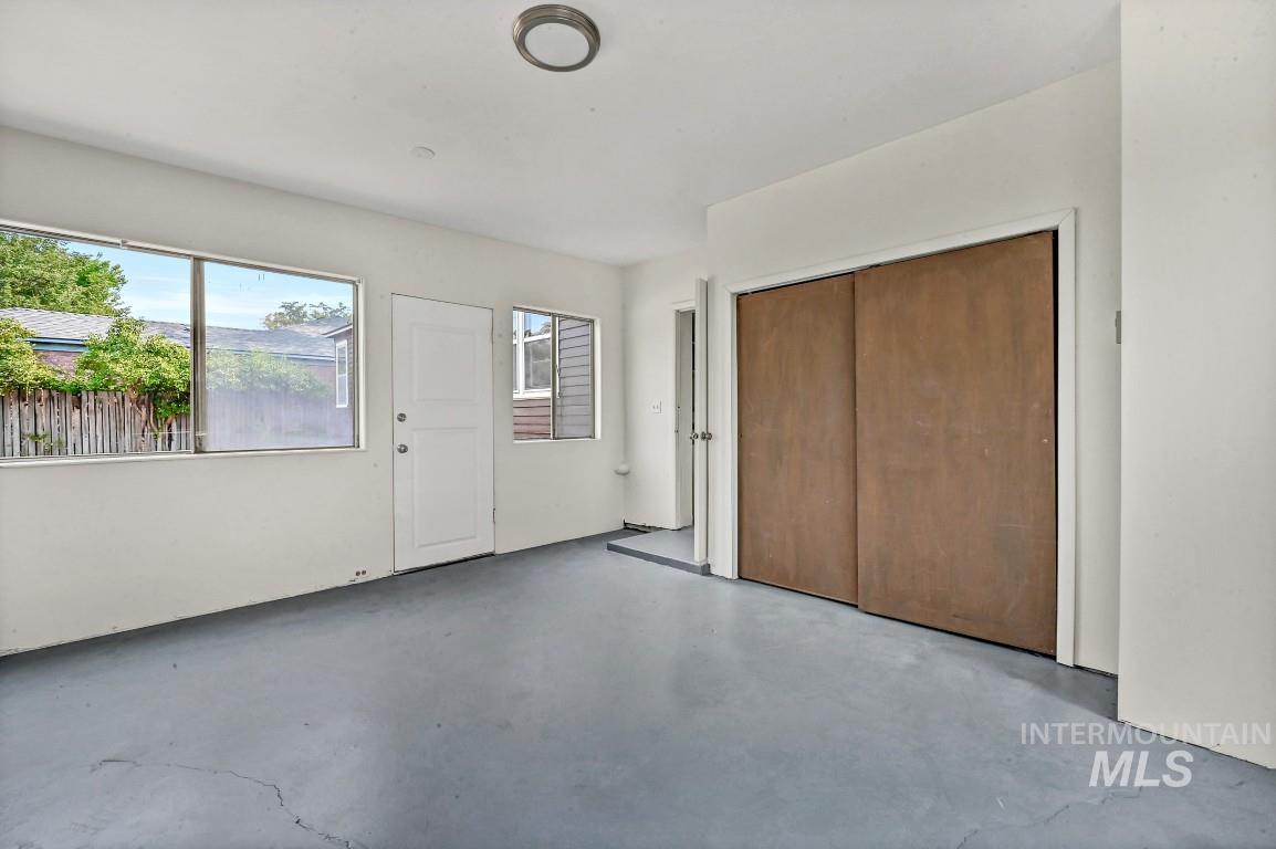 property viewer photo 14