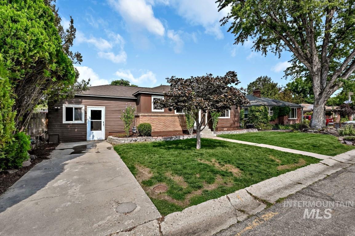 property viewer photo 2