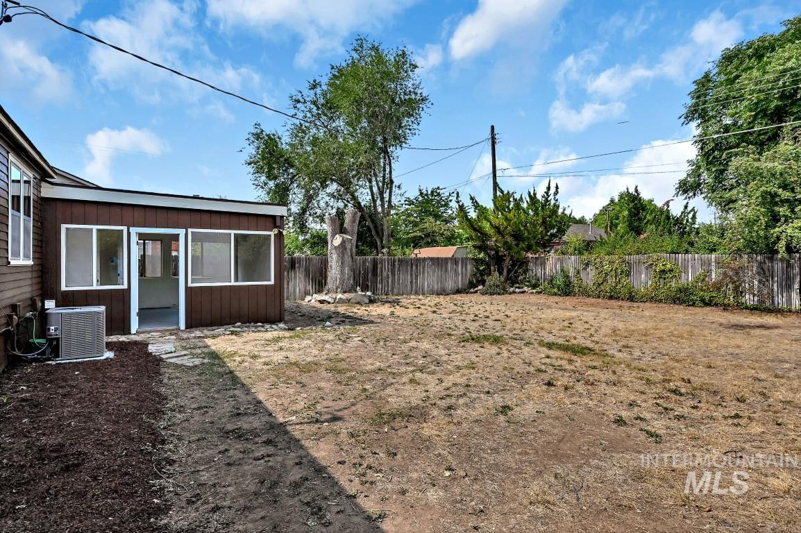 property viewer photo 4